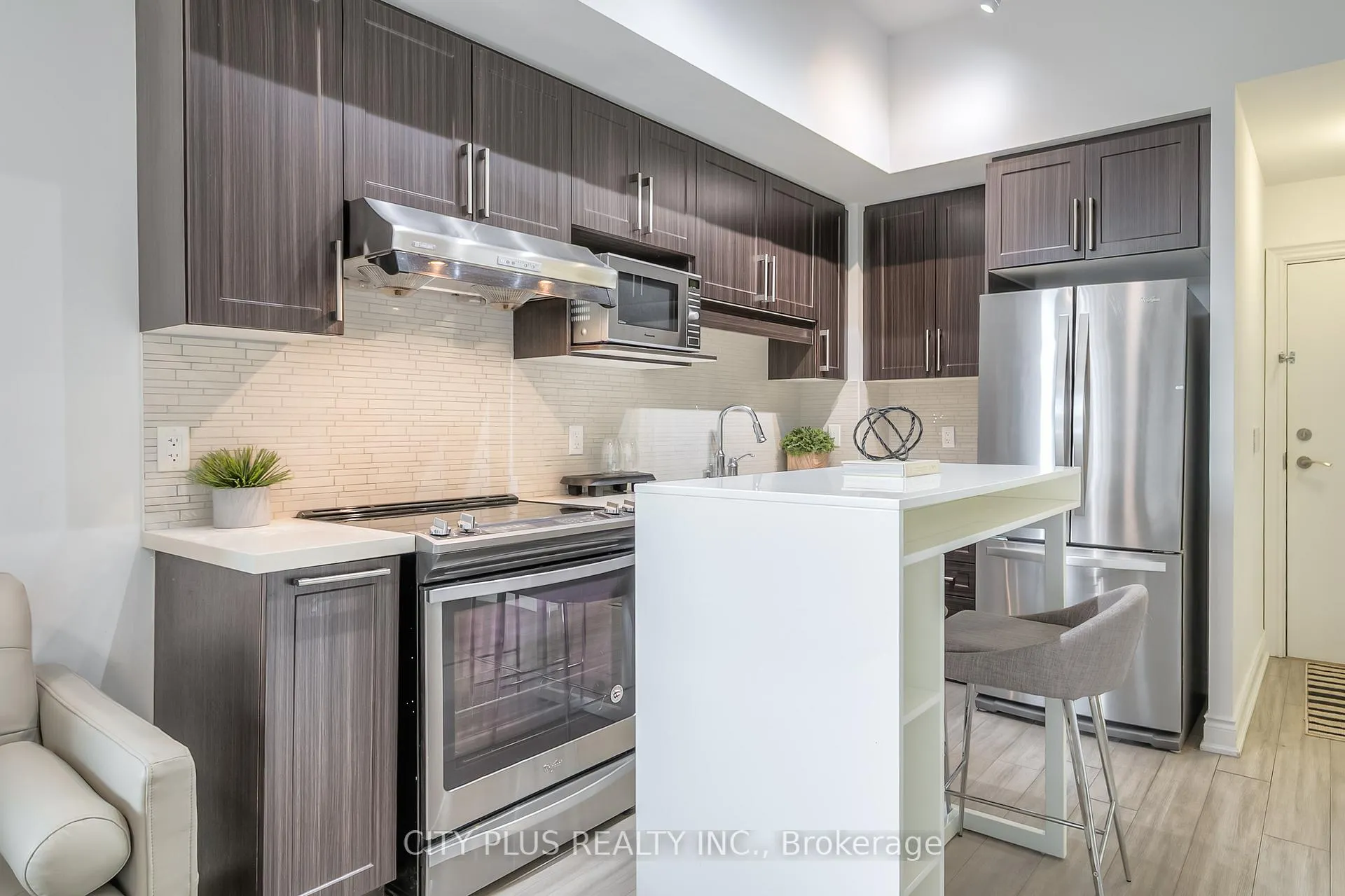 Photo 5 of Unit 901D, 33 Clegg Road, Markham, Unionville — HOMEH