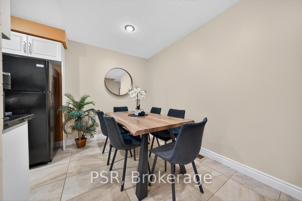 Photo 8 of Unit 28, 171 Highbury Drive, Hamilton, Stoney Creek Mountain — HOMEH