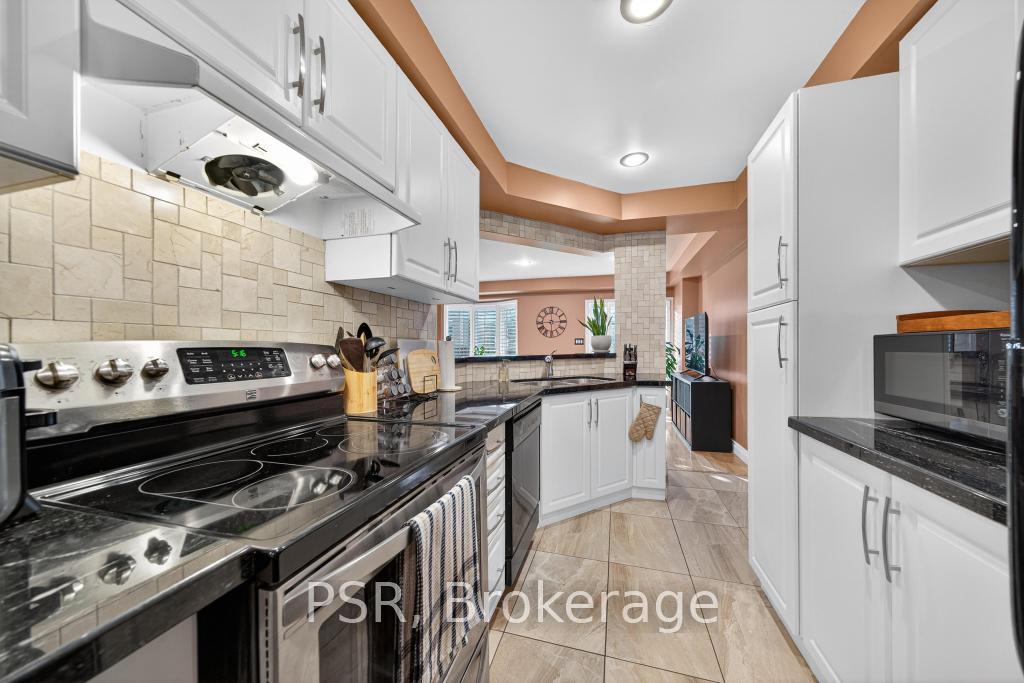 Photo 10 of Unit 28, 171 Highbury Drive, Hamilton, Stoney Creek Mountain — HOMEH