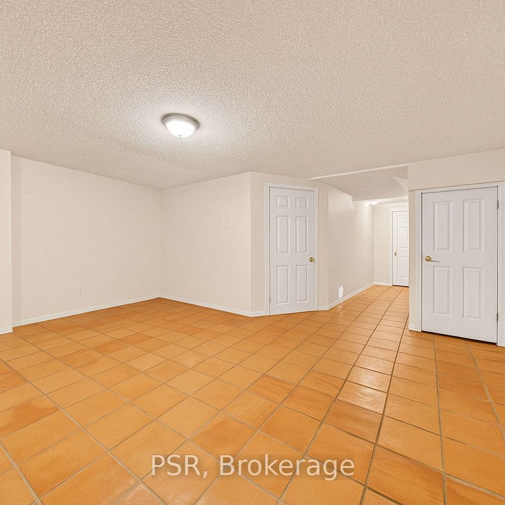 Photo 57 of Unit 28, 171 Highbury Drive, Hamilton, Stoney Creek Mountain — HOMEH