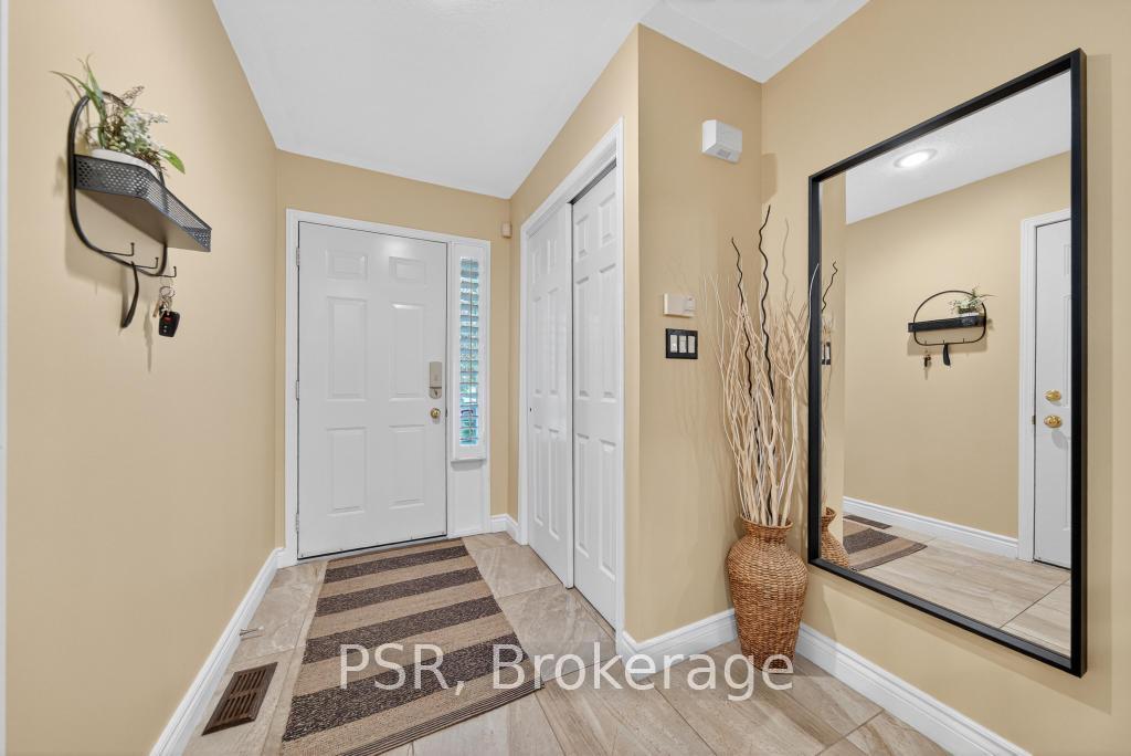 Photo 24 of Unit 28, 171 Highbury Drive, Hamilton, Stoney Creek Mountain — HOMEH