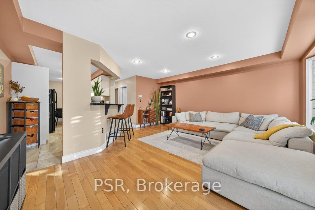 Photo 35 of Unit 28, 171 Highbury Drive, Hamilton, Stoney Creek Mountain — HOMEH