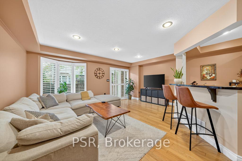 Photo 37 of Unit 28, 171 Highbury Drive, Hamilton, Stoney Creek Mountain — HOMEH
