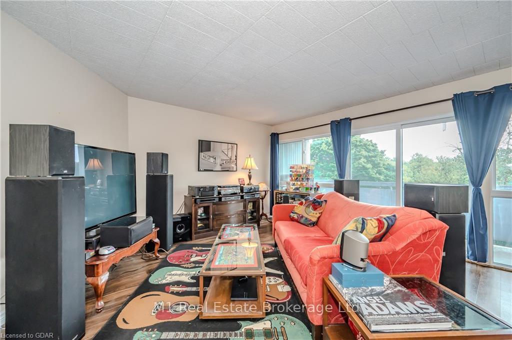 Front of Unit 304, 91 Conroy Crescent