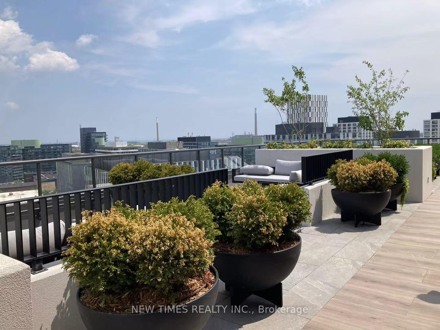 Photo 10 of Unit 815, 425 Front St E Avenue, Toronto, Moss Park — HOMEH