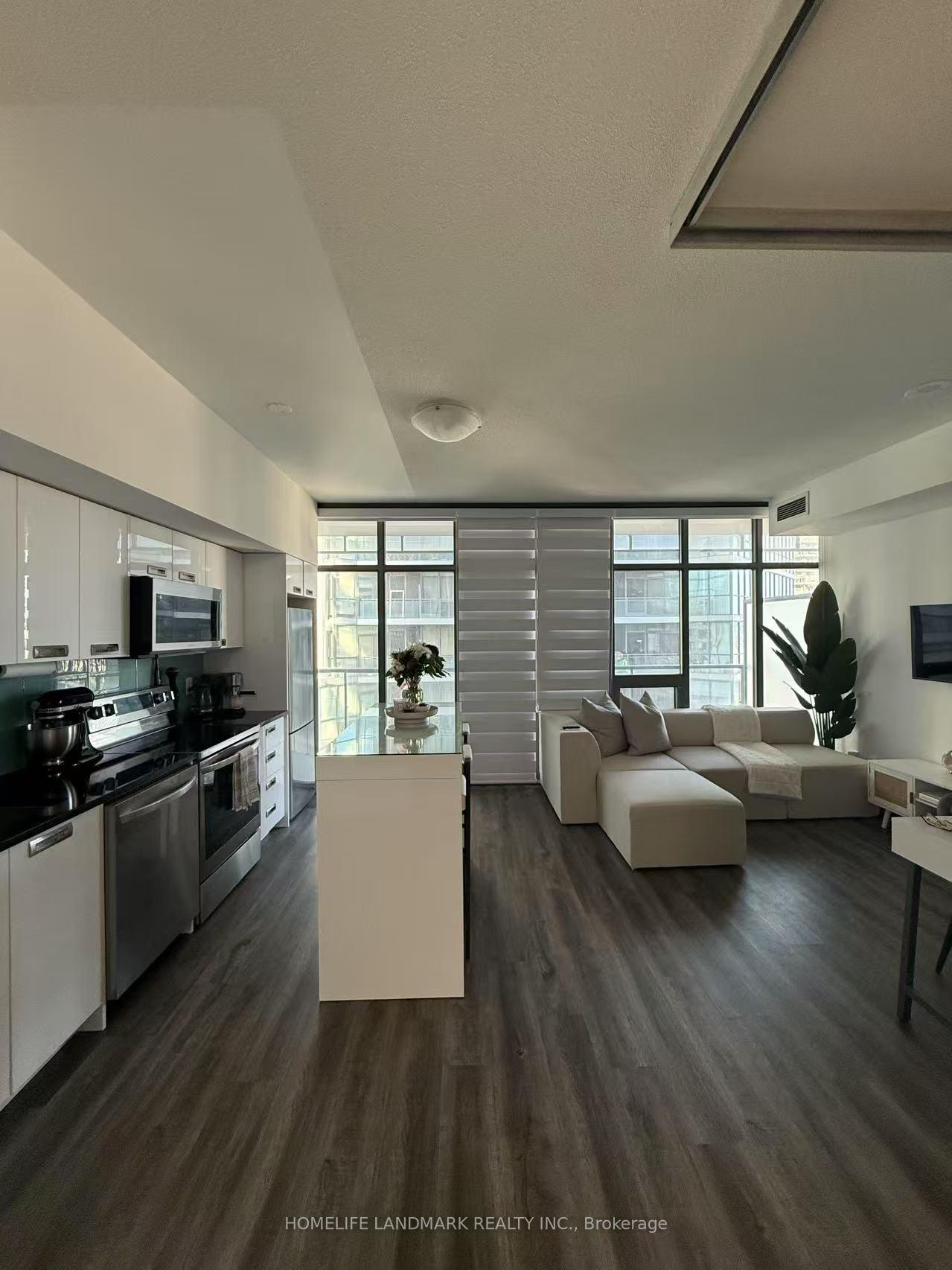 Photo 3 of Unit 1412, 33 Charles Street E, Toronto, Church-Yonge Corridor — HOMEH