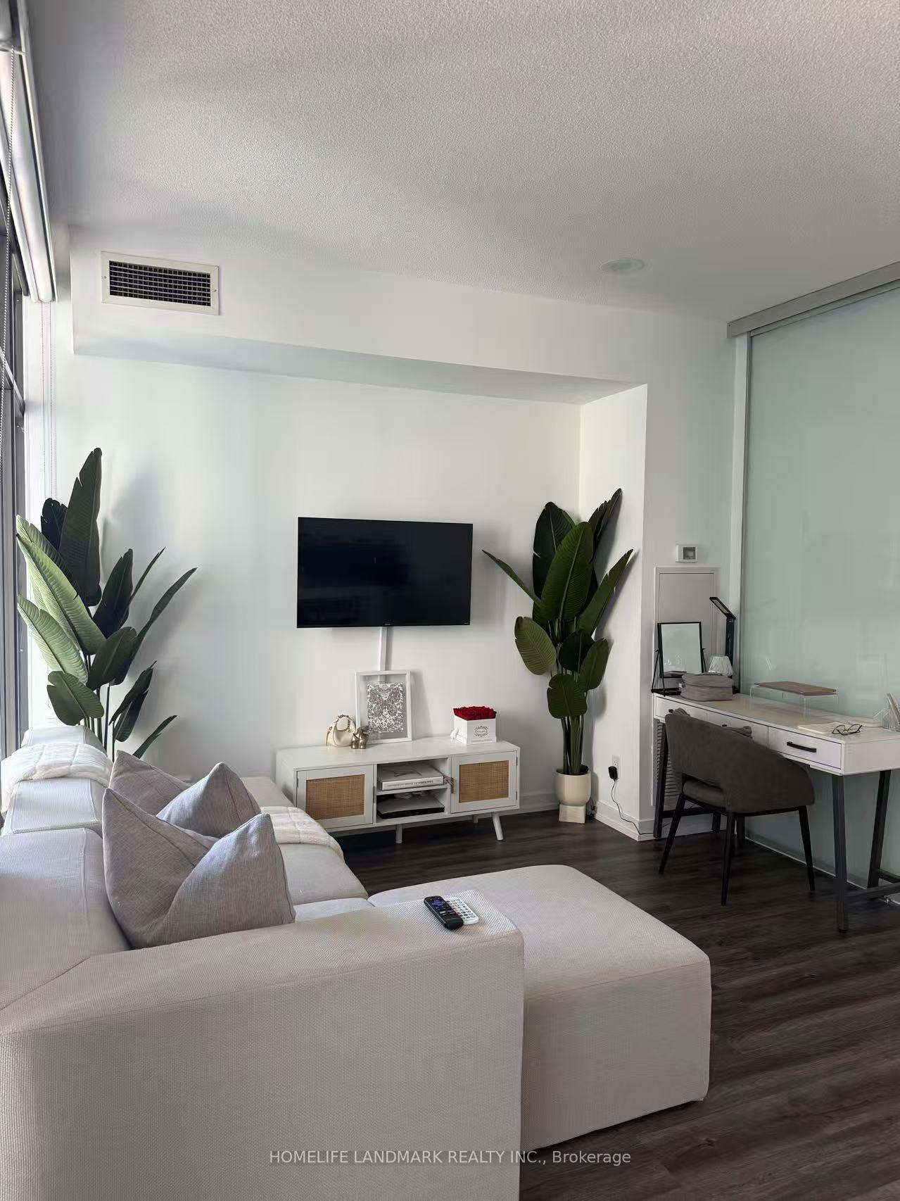 Photo 8 of Unit 1412, 33 Charles Street E, Toronto, Church-Yonge Corridor — HOMEH