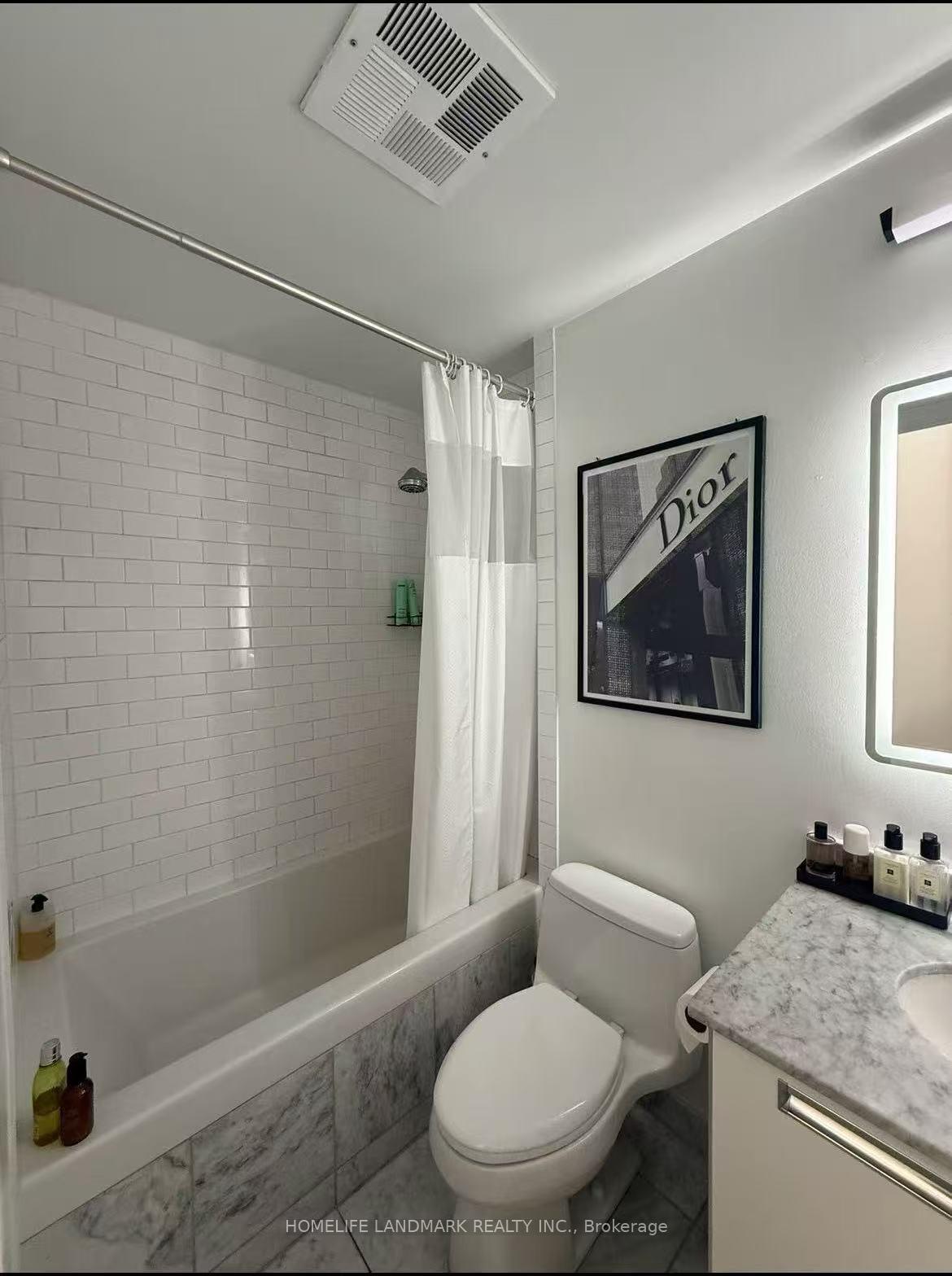 Photo 14 of Unit 1412, 33 Charles Street E, Toronto, Church-Yonge Corridor — HOMEH