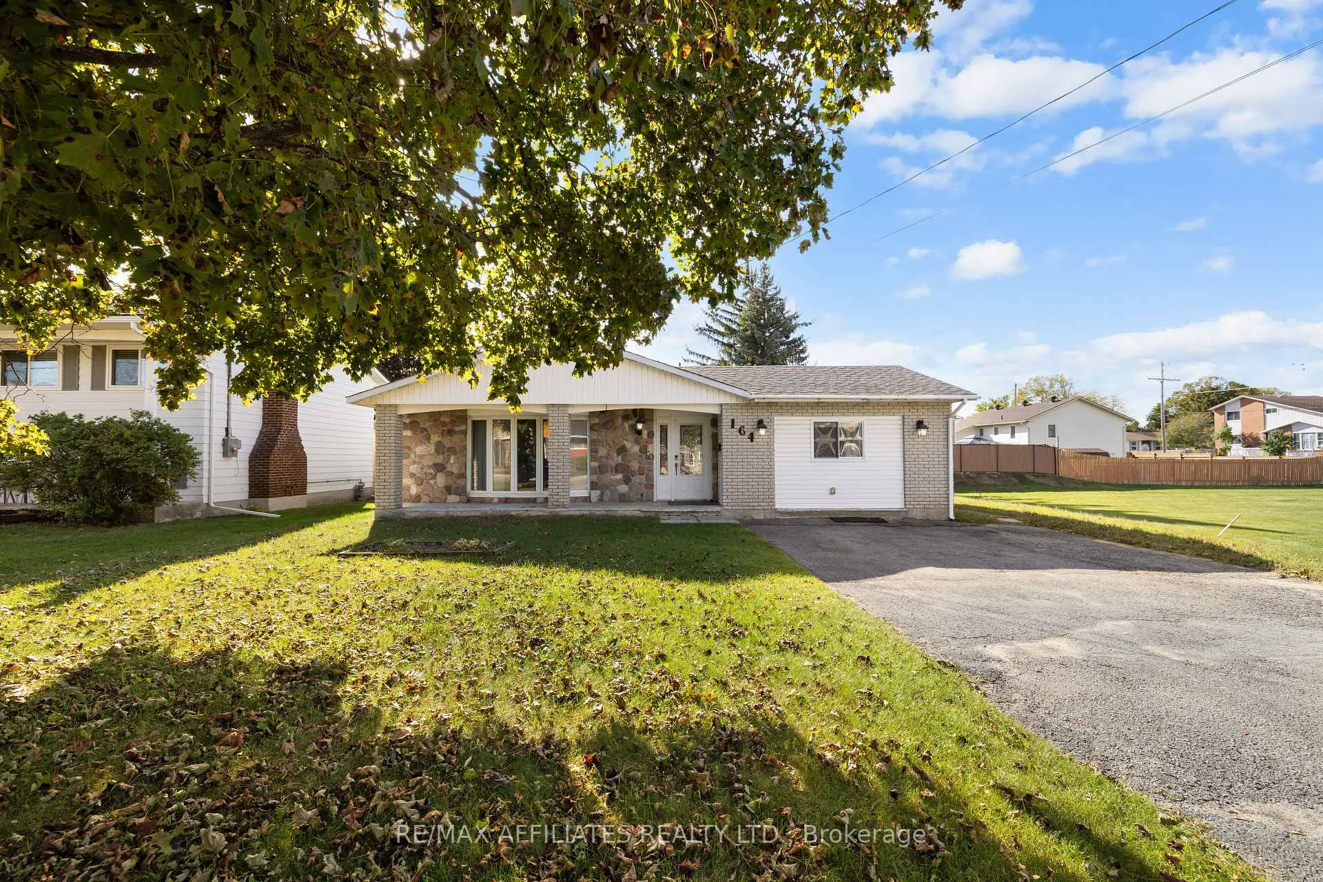 Photo 1 of 164 Napoleon Street, Carleton Place — HOMEH