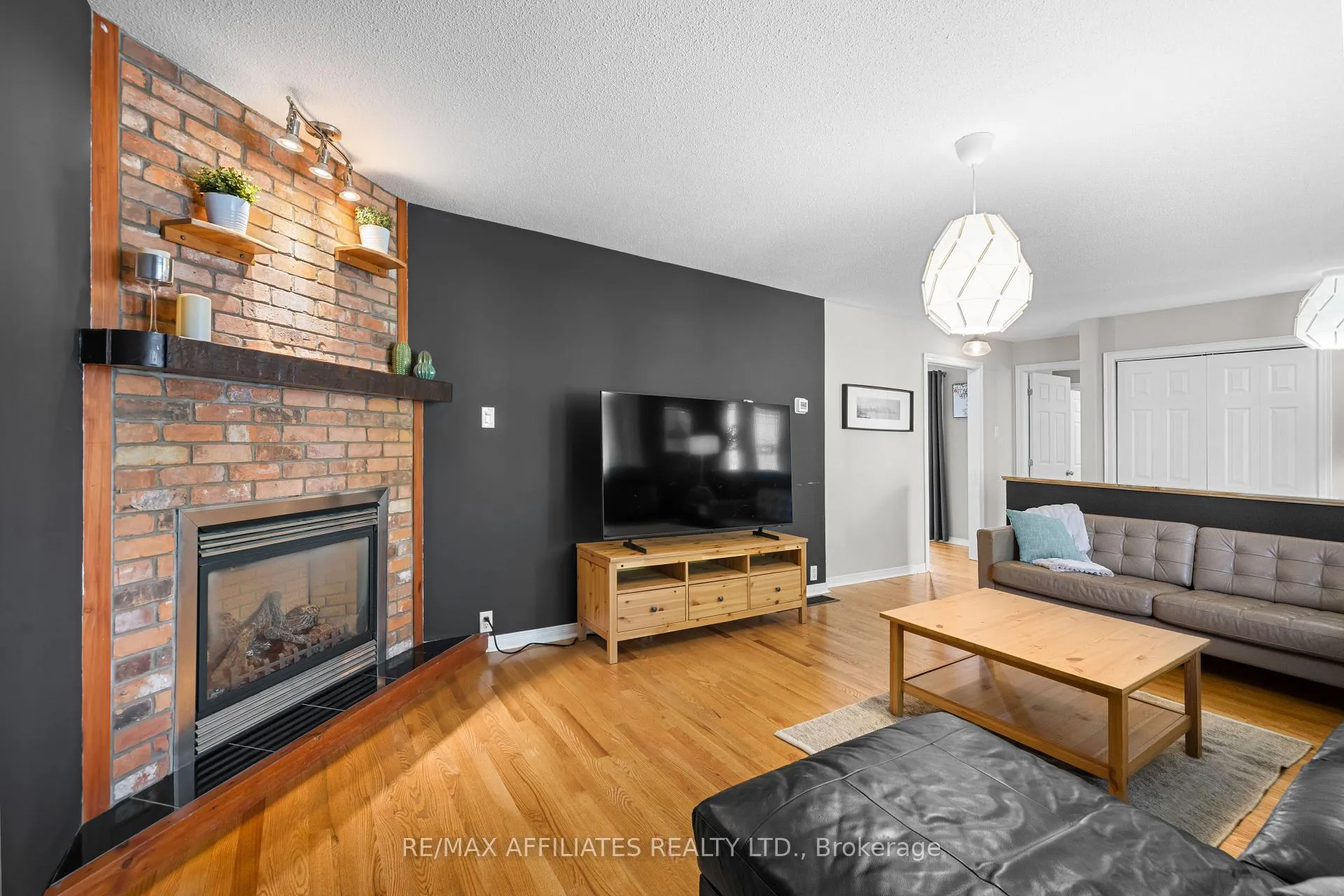 Photo 10 of 164 Napoleon Street, Carleton Place — HOMEH