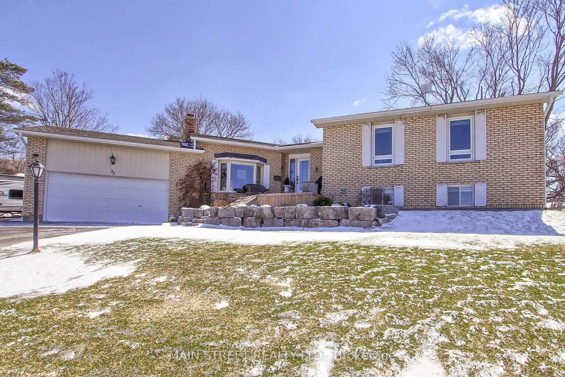 Photo 1 of 33 Avonlea Road E, Uxbridge, Rural Uxbridge — HOMEH