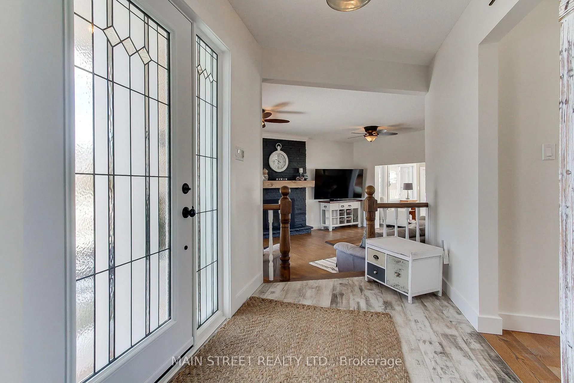 Photo 5 of 33 Avonlea Road E, Uxbridge, Rural Uxbridge — HOMEH