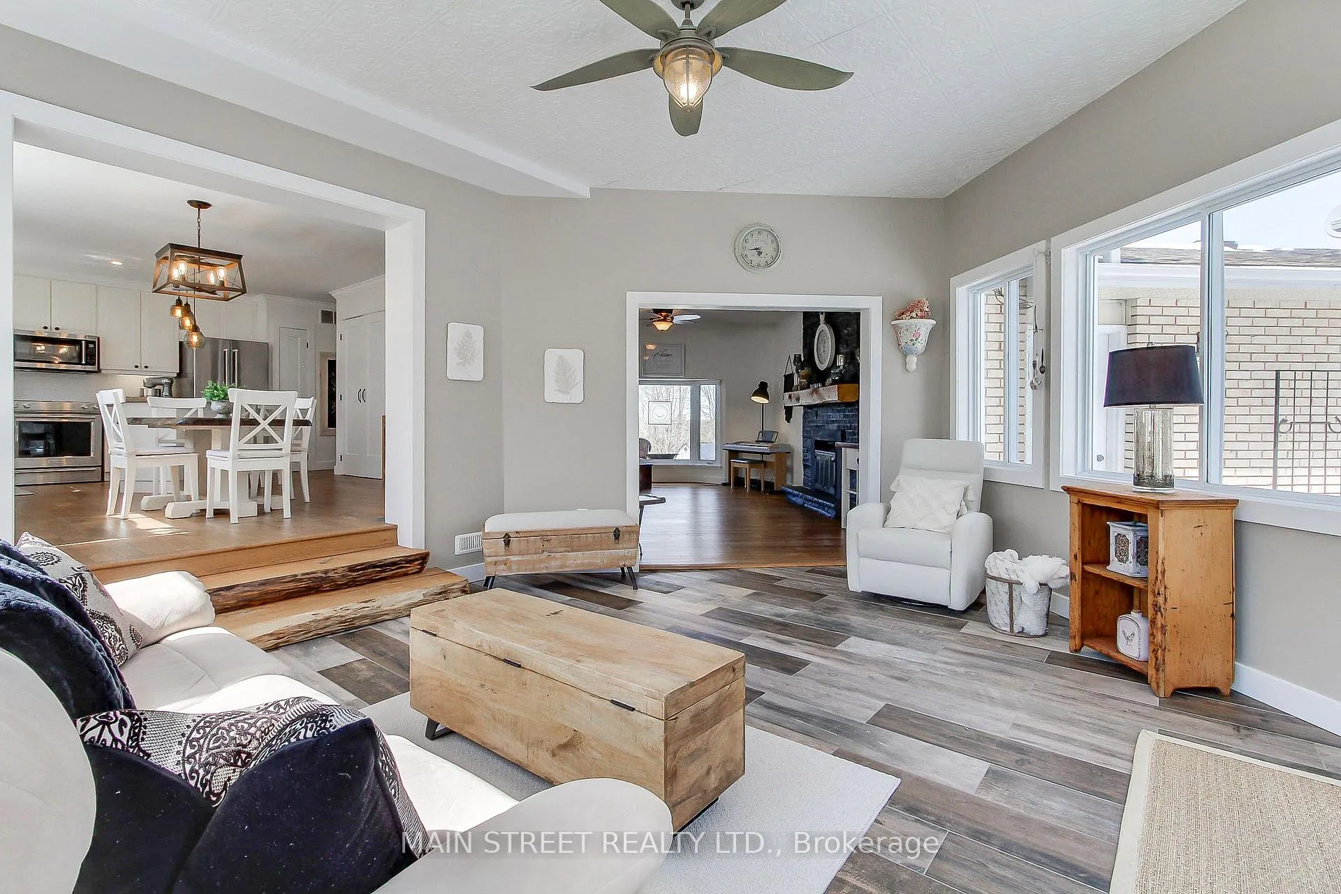 Photo 15 of 33 Avonlea Road E, Uxbridge, Rural Uxbridge — HOMEH