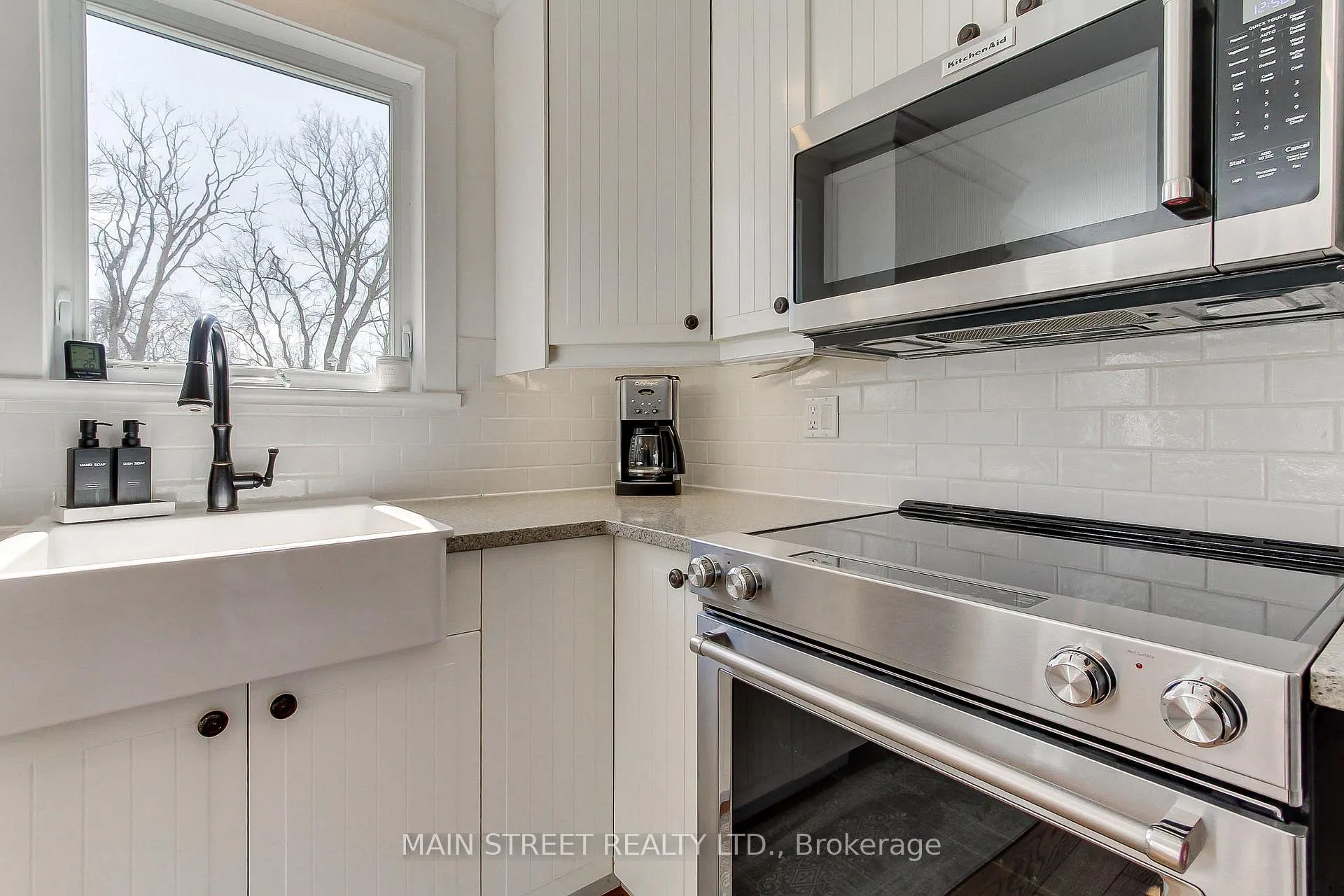 Photo 19 of 33 Avonlea Road E, Uxbridge, Rural Uxbridge — HOMEH
