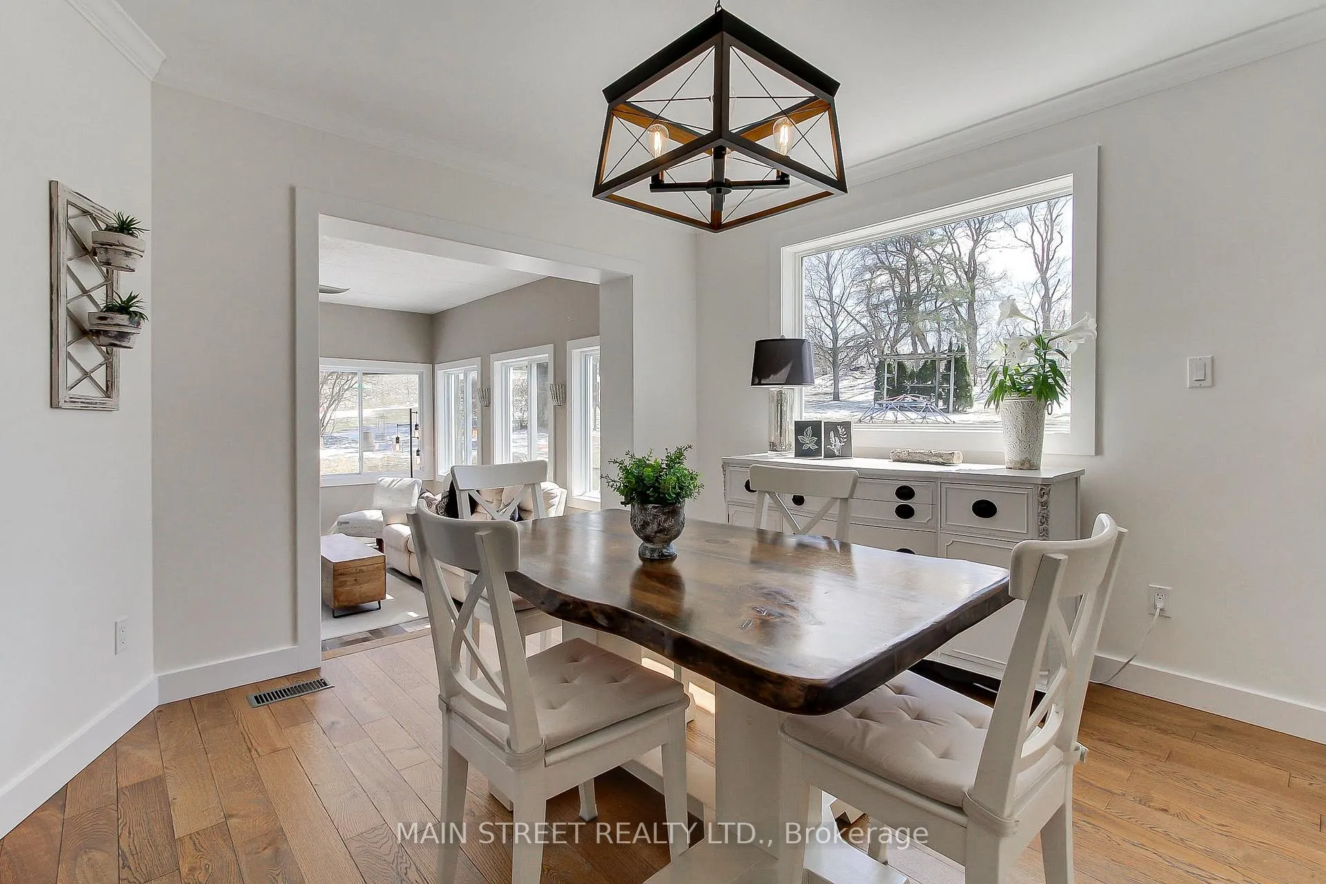 Photo 22 of 33 Avonlea Road E, Uxbridge, Rural Uxbridge — HOMEH