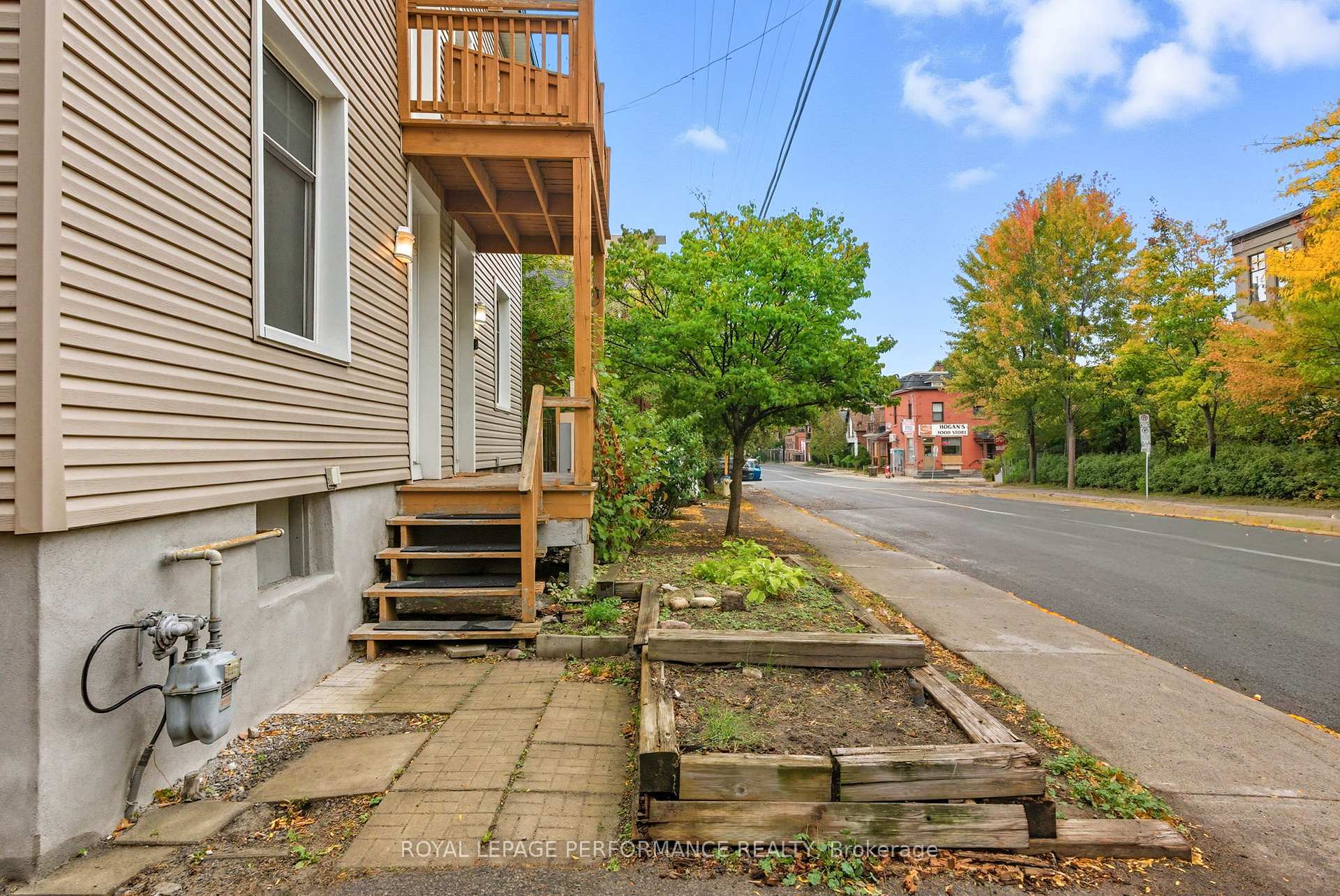 Photo 3 of 512 Cambridge Street S, Ottawa, West Centre Town — HOMEH