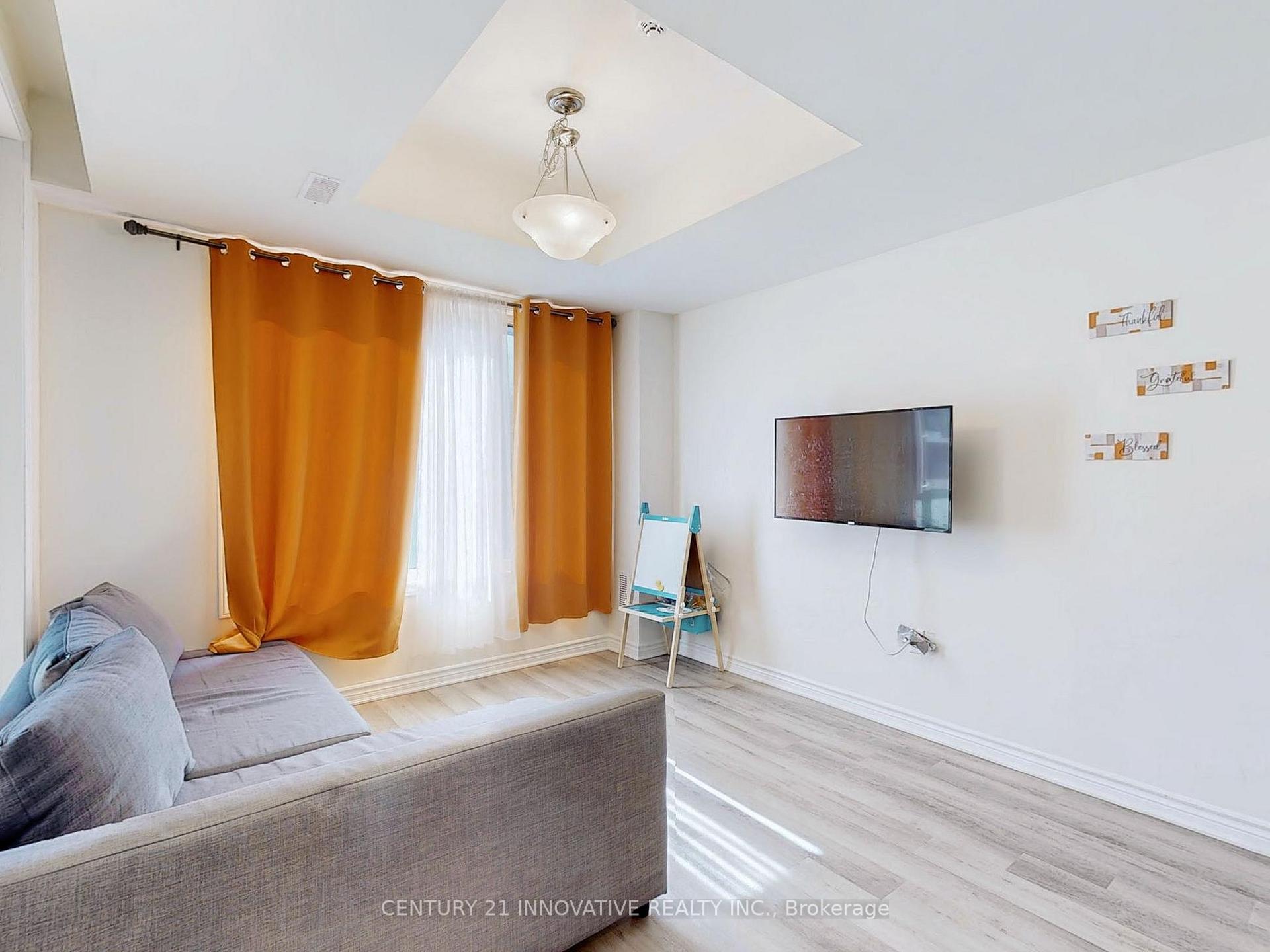 Photo 6 of Unit 505, 1034 Reflection Place, Pickering, Rural Pickering — HOMEH