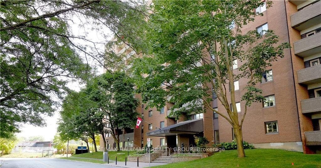 Front of Unit 315, 1100 Ambleside Drive