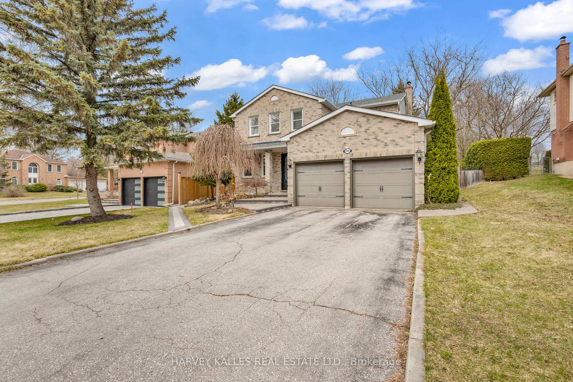 Photo 1 of 222 Kemano Road, Aurora, Aurora Heights — HOMEH