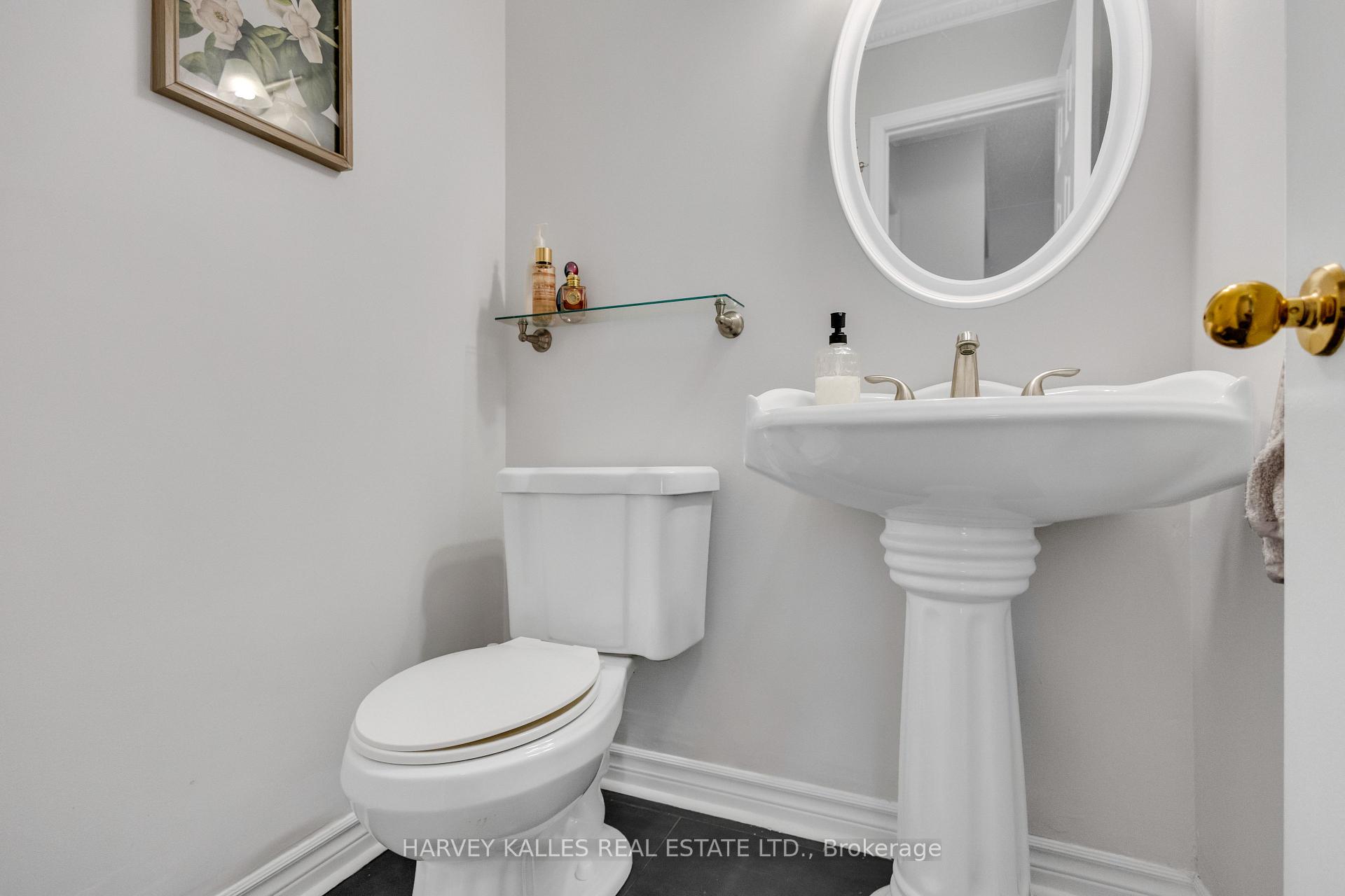 Photo 19 of 222 Kemano Road, Aurora, Aurora Heights — HOMEH