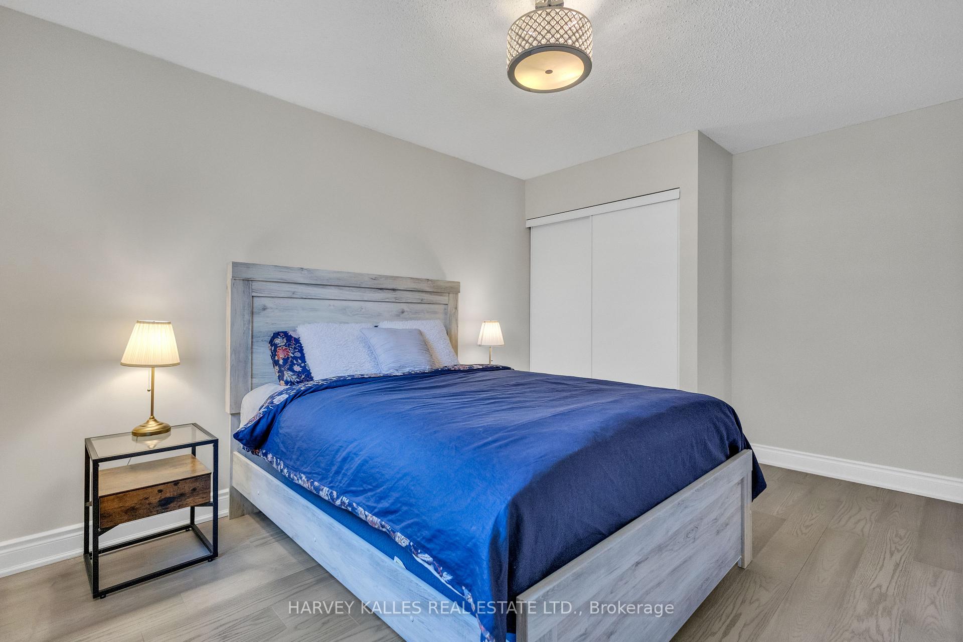 Photo 26 of 222 Kemano Road, Aurora, Aurora Heights — HOMEH