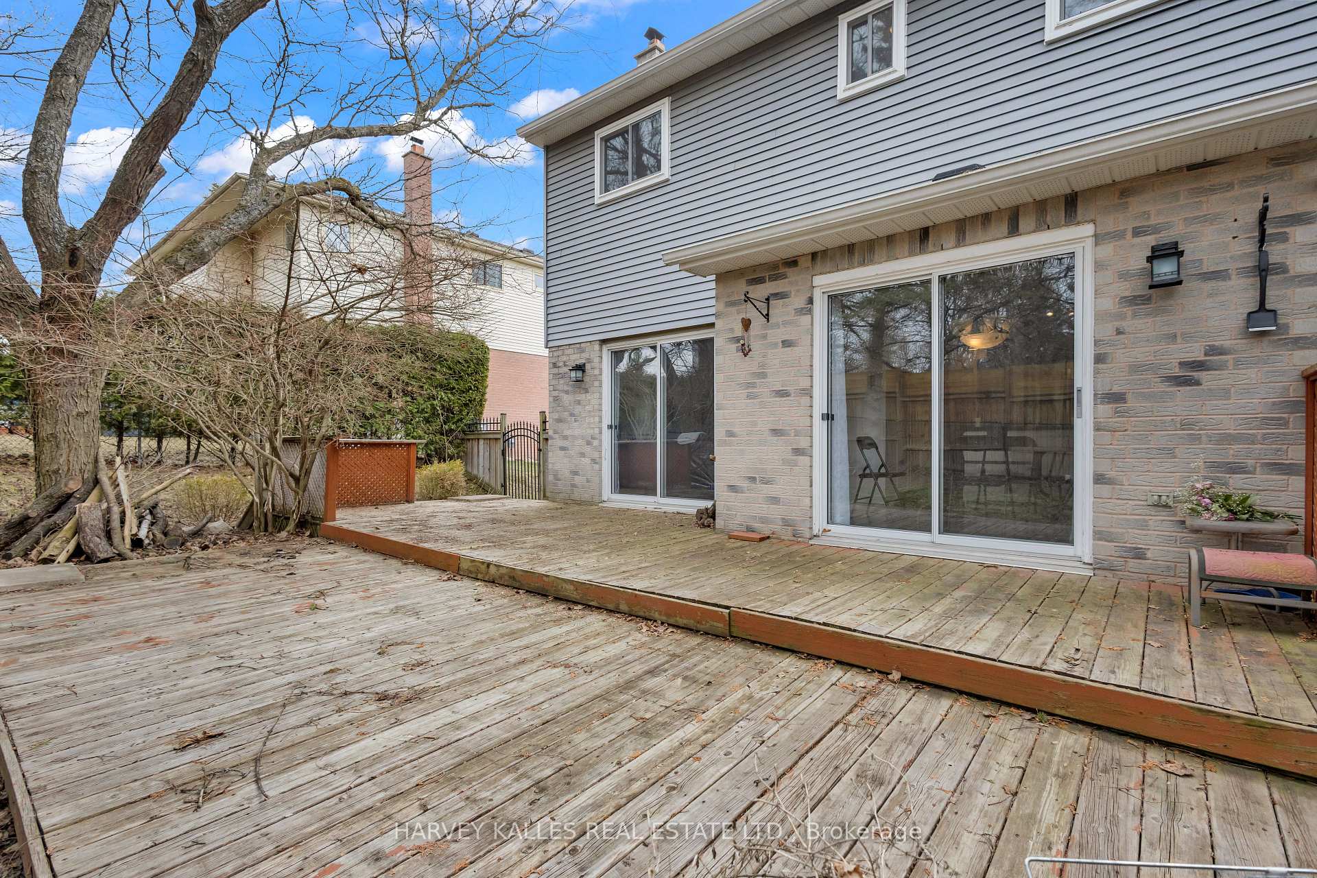 Photo 47 of 222 Kemano Road, Aurora, Aurora Heights — HOMEH