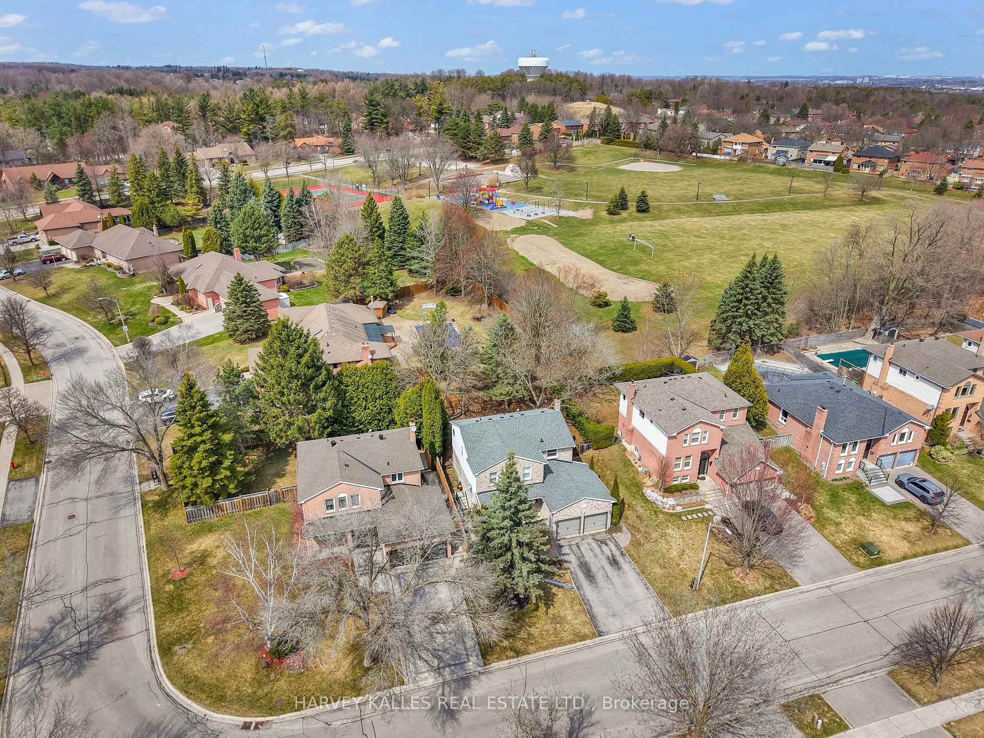 Photo 45 of 222 Kemano Road, Aurora, Aurora Heights — HOMEH