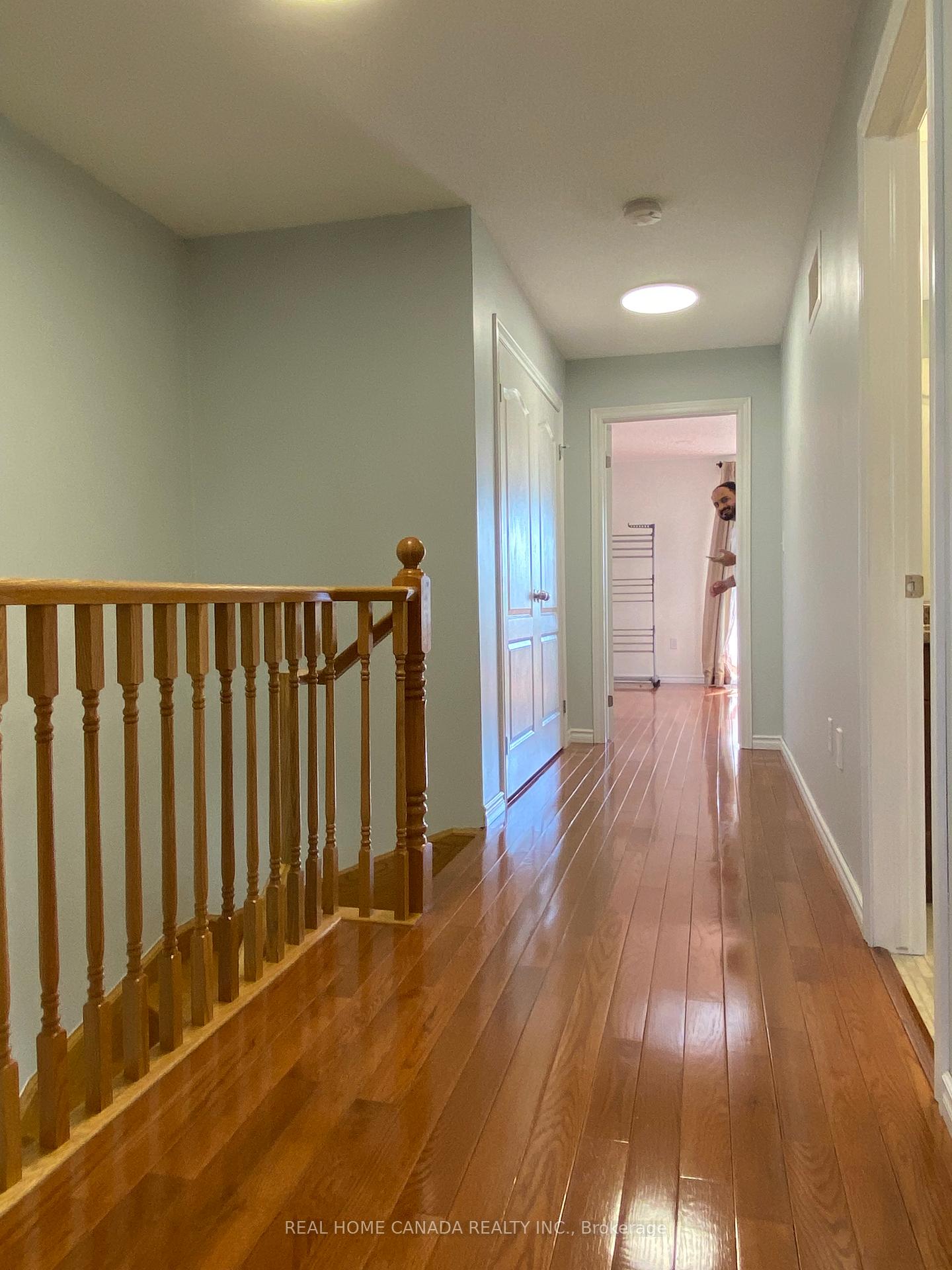 Photo 12 of Unit 2, 370 Stonehenge Drive, Hamilton, Ancaster — HOMEH