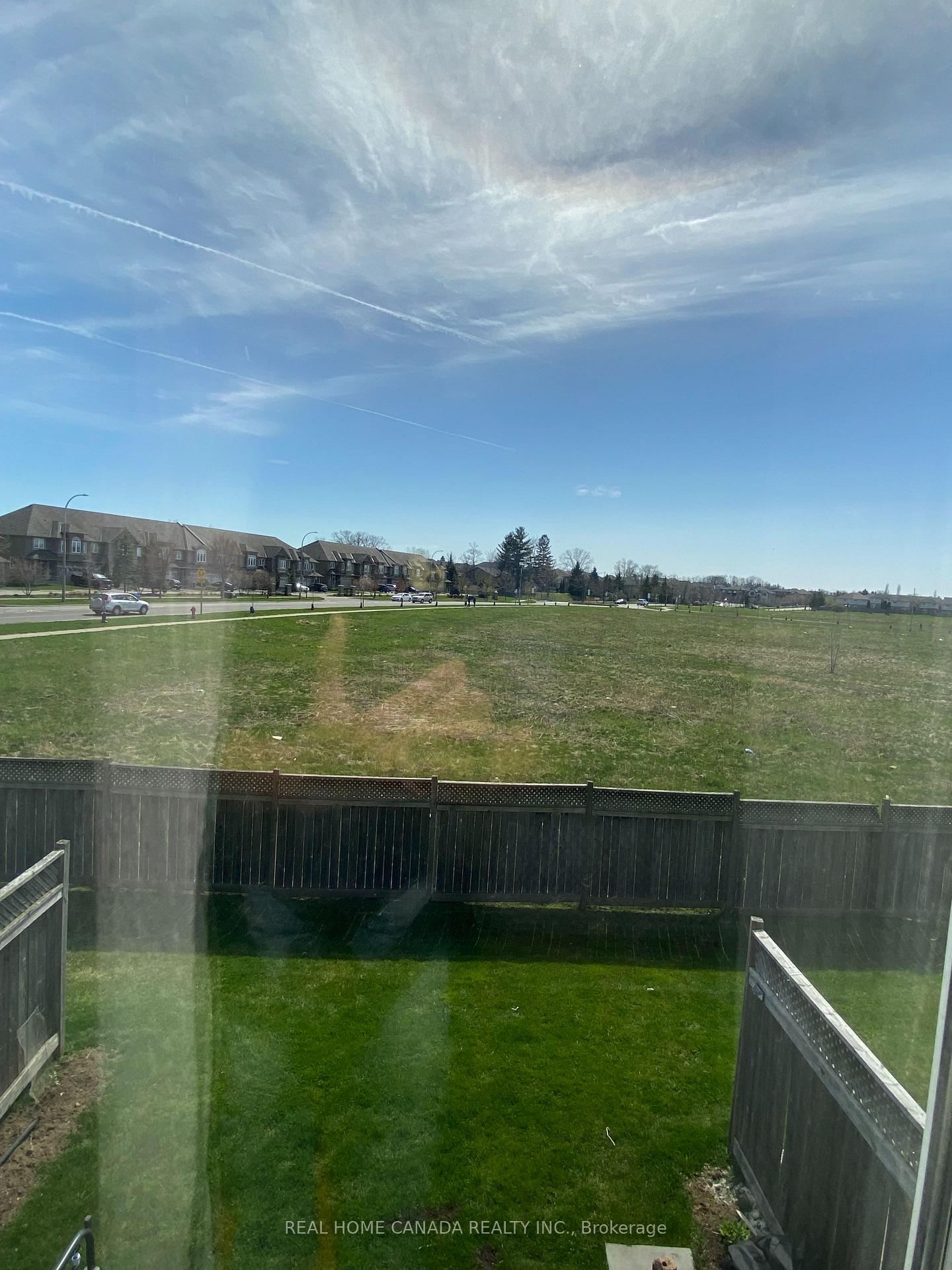 Photo 25 of Unit 2, 370 Stonehenge Drive, Hamilton, Ancaster — HOMEH