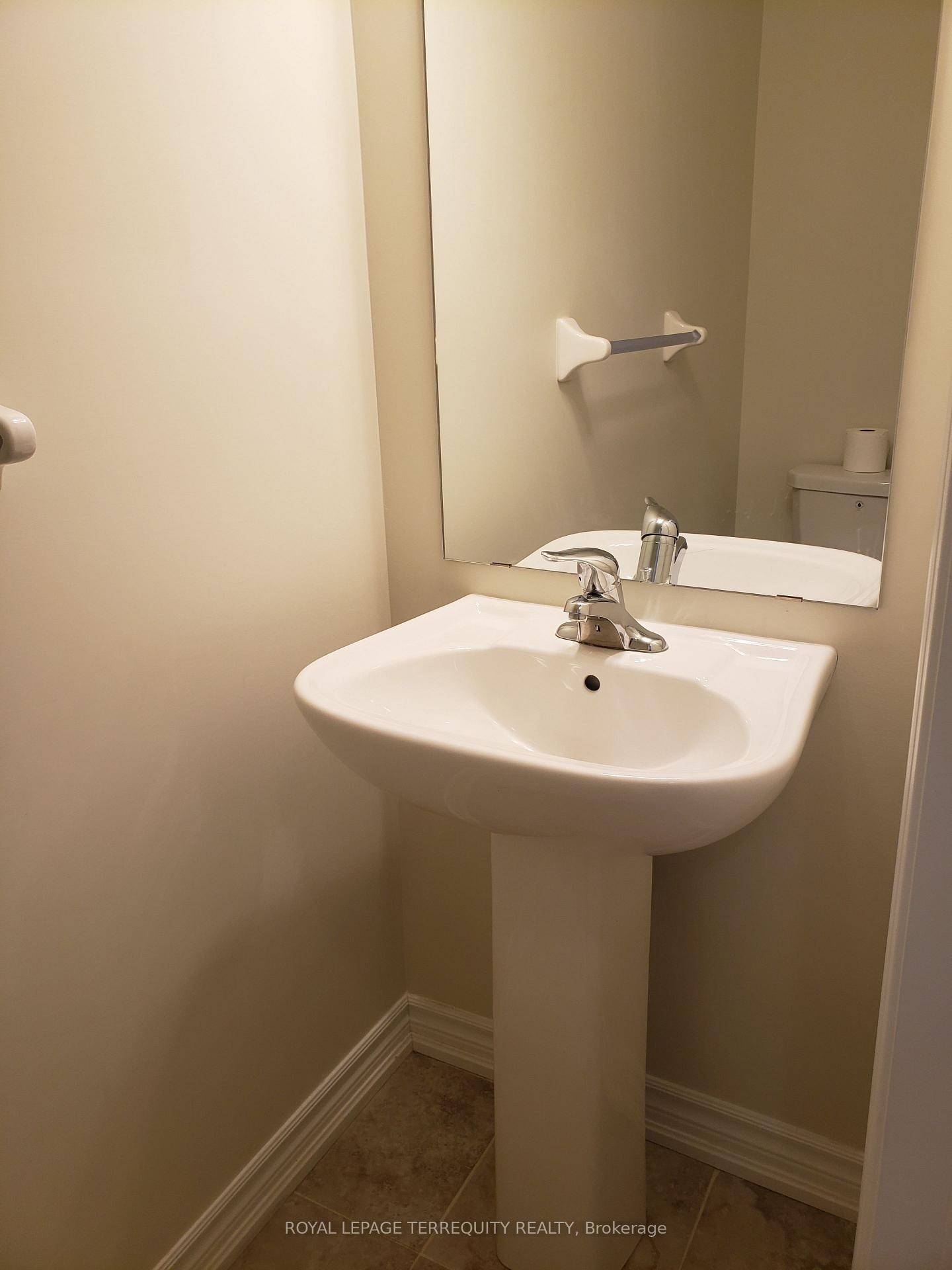 Photo 2 of 64 Northhill Avenue, Cavan Monaghan, Cavan Twp — HOMEH