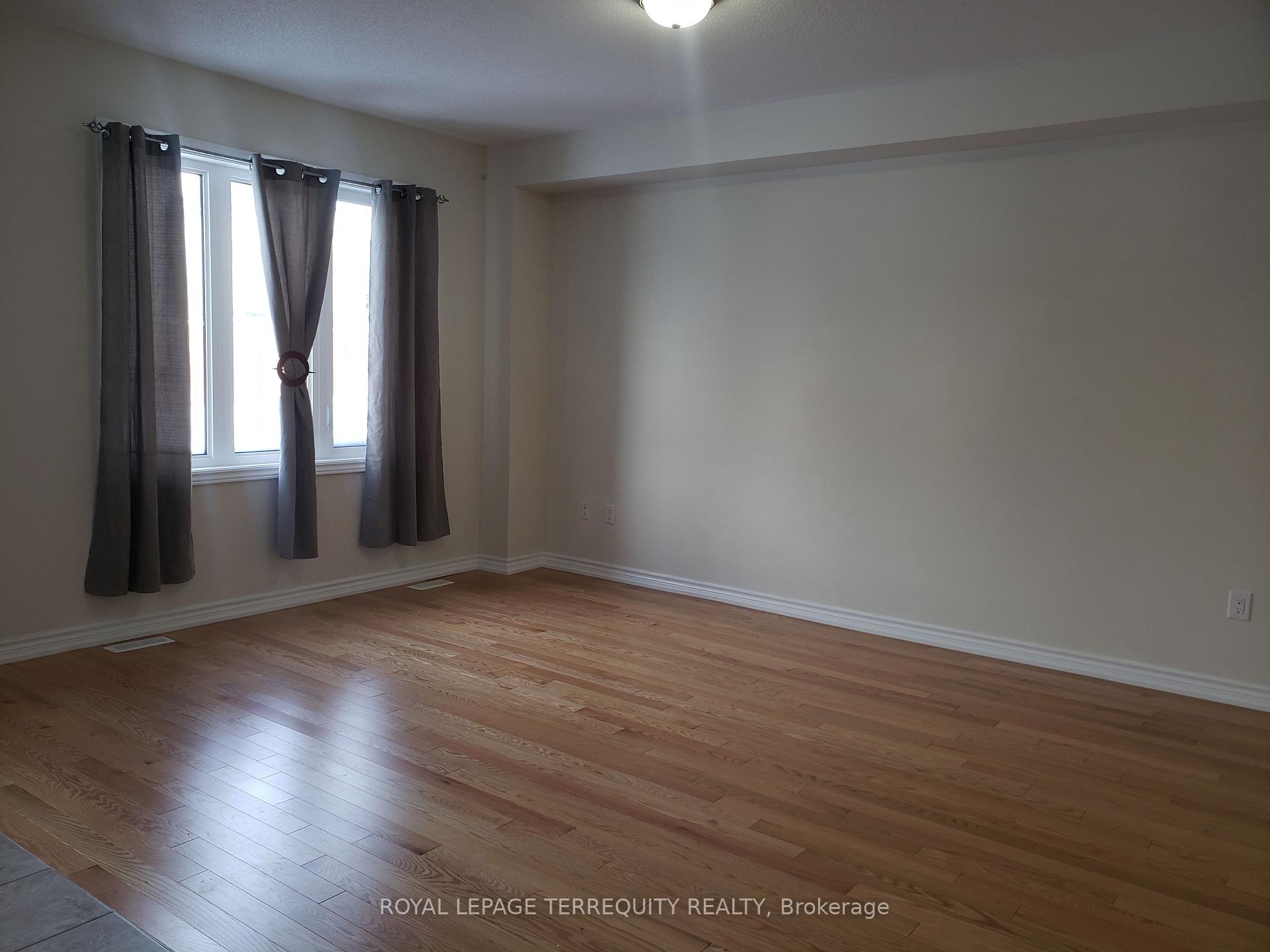 Photo 5 of 64 Northhill Avenue, Cavan Monaghan, Cavan Twp — HOMEH