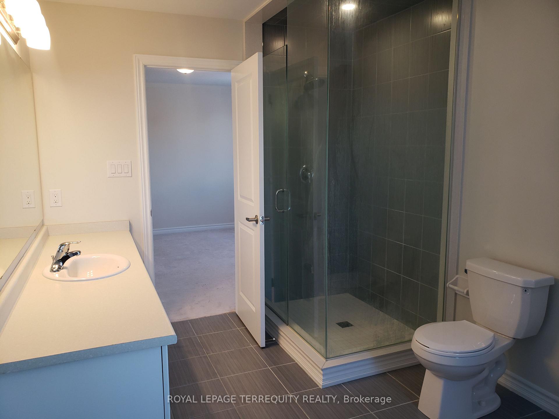 Photo 4 of 64 Northhill Avenue, Cavan Monaghan, Cavan Twp — HOMEH
