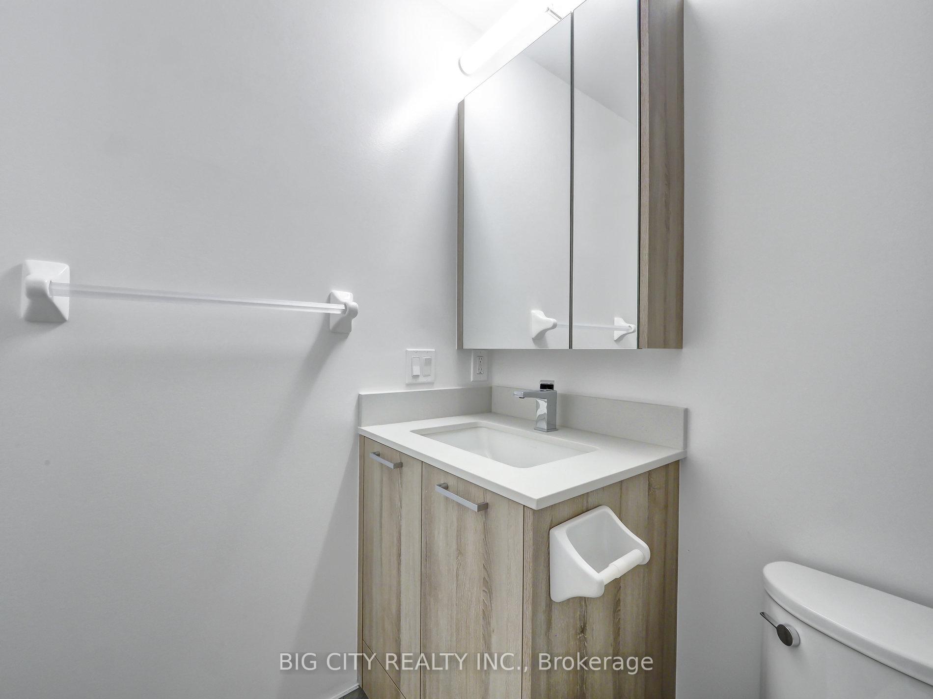 Photo 30 of Unit 211, 120 Eagle Rock Way, Vaughan, Rural Vaughan — HOMEH