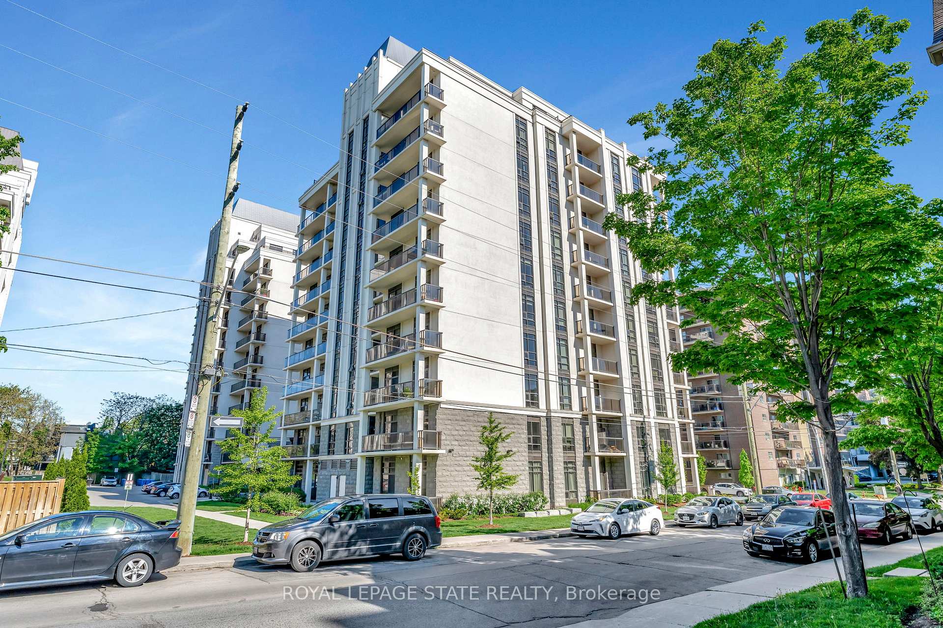 Photo 4 of Unit 809, 81 Robinson Street, Hamilton, Durand — HOMEH