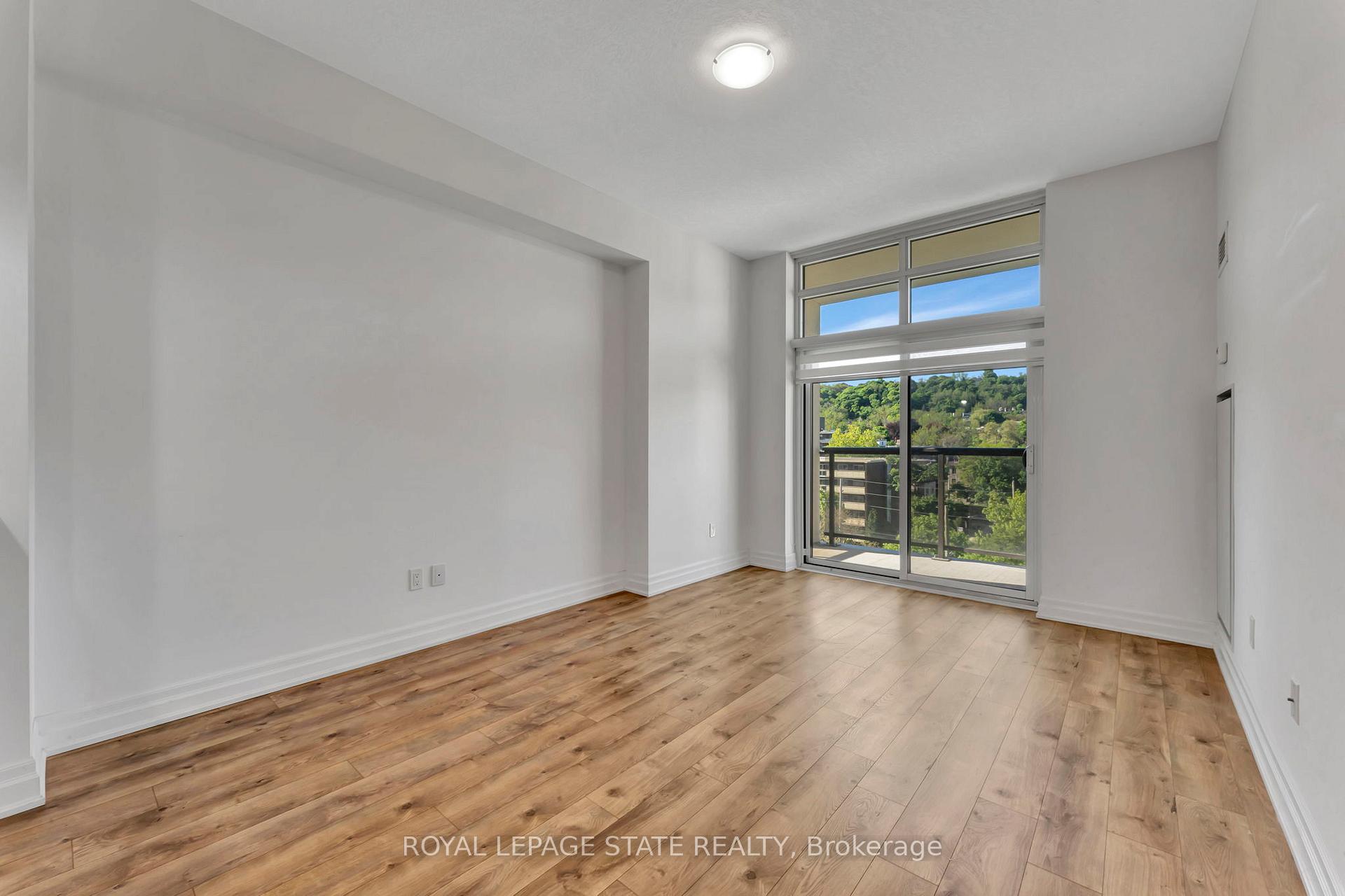 Photo 21 of Unit 809, 81 Robinson Street, Hamilton, Durand — HOMEH