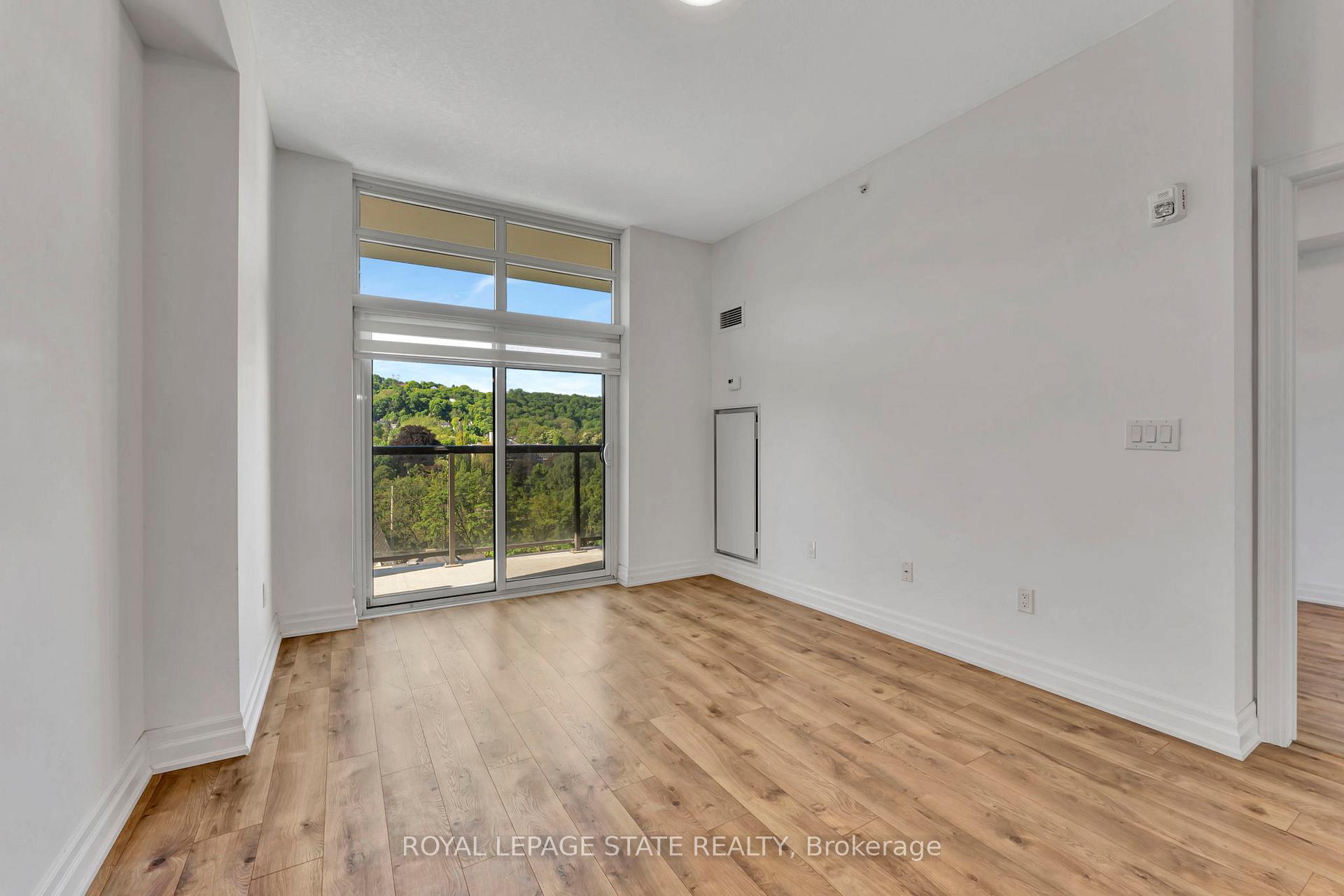 Photo 22 of Unit 809, 81 Robinson Street, Hamilton, Durand — HOMEH