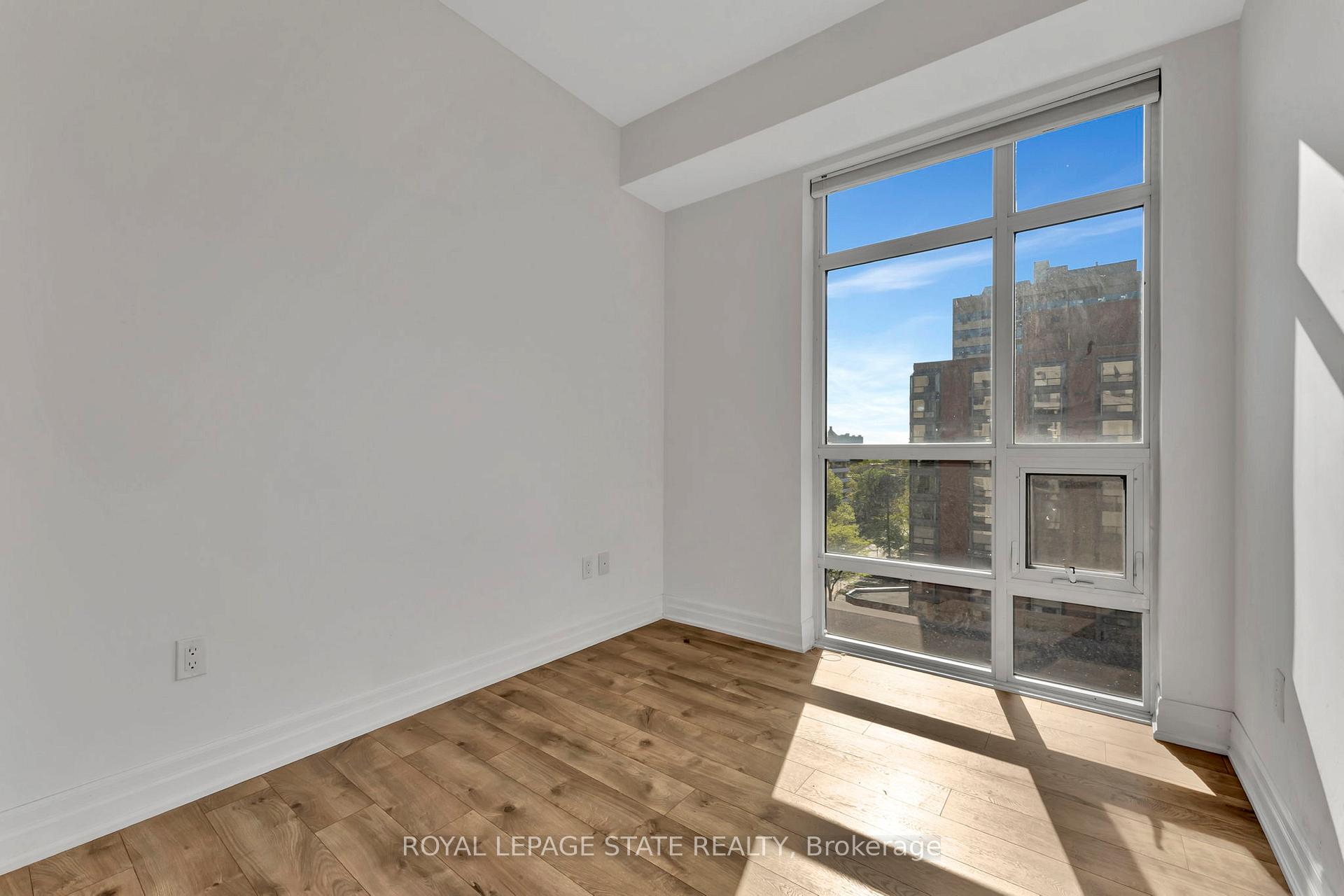 Photo 27 of Unit 809, 81 Robinson Street, Hamilton, Durand — HOMEH