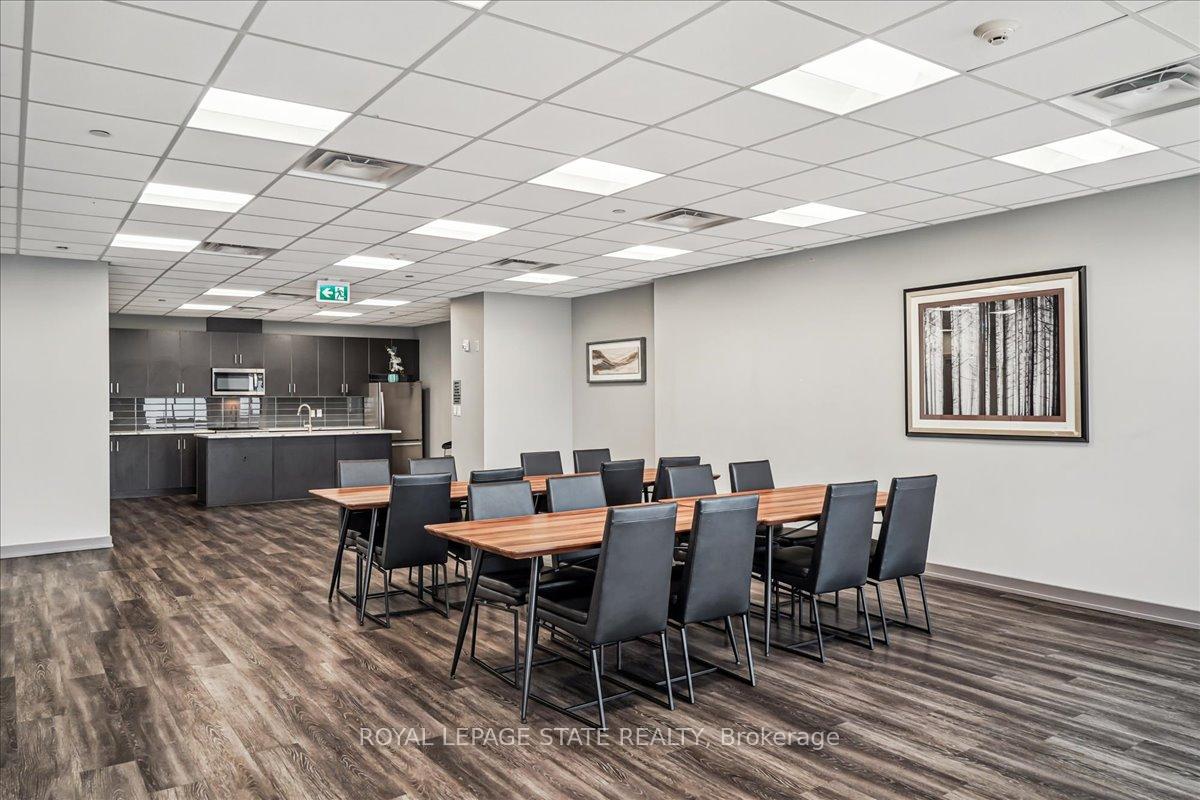 Photo 36 of Unit 809, 81 Robinson Street, Hamilton, Durand — HOMEH