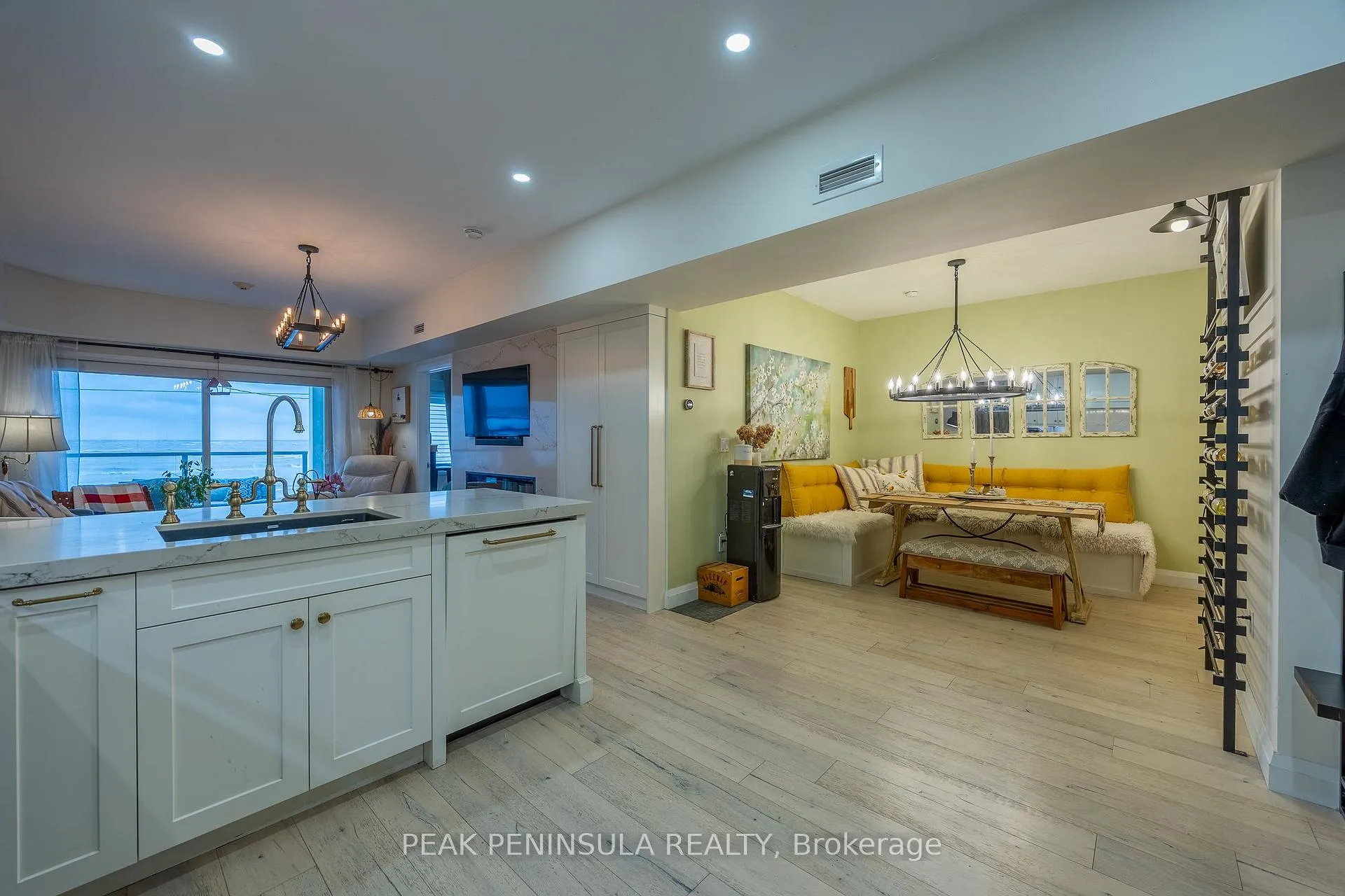 Photo 3 of Unit 209, 12 Boulevard, Norfolk, Port Dover — HOMEH