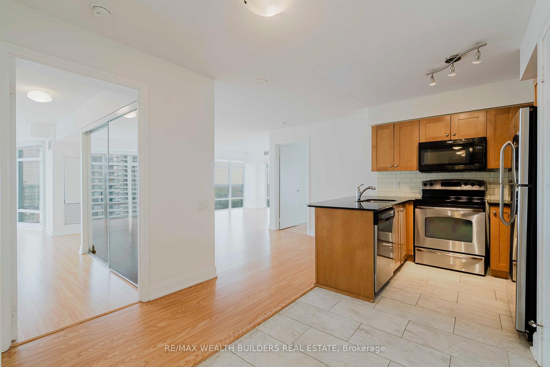 Photo 27 of Unit 2702, 2181 Yonge Street, Toronto, Mount Pleasant West — HOMEH