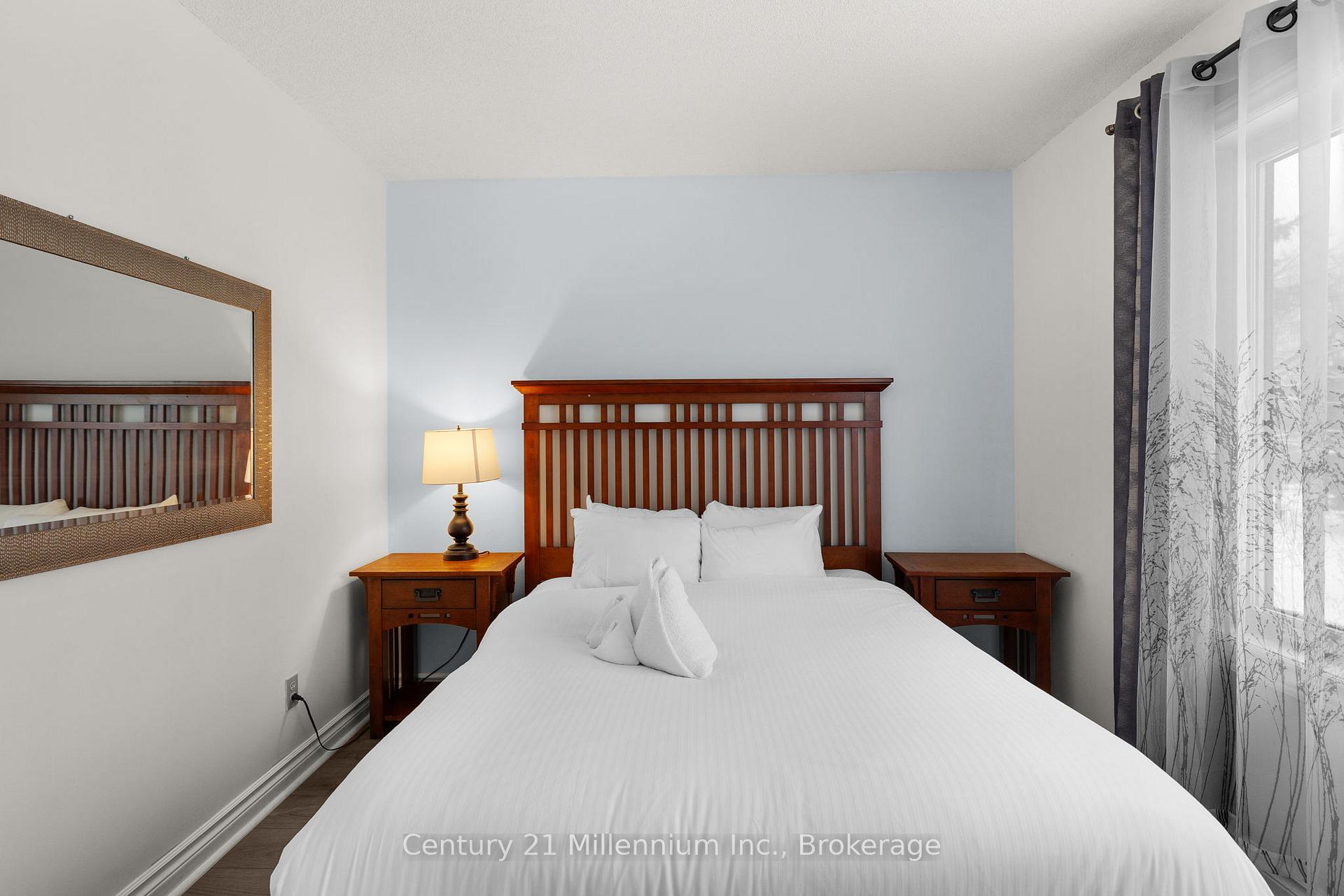 Photo 27 of 159 Vacation Inn Drive, Collingwood — HOMEH