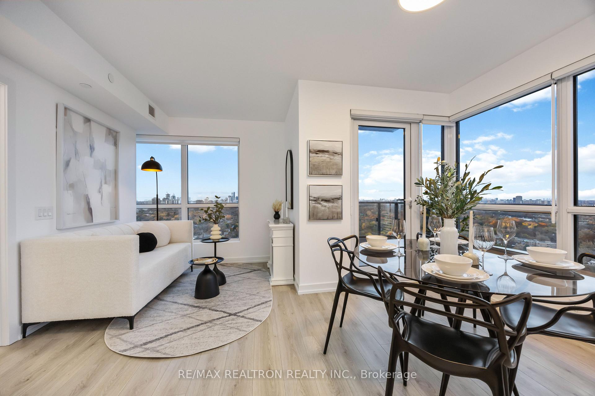 Photo 4 of Unit 2408, 395 Bloor Street E, Toronto, North St. James Town — HOMEH