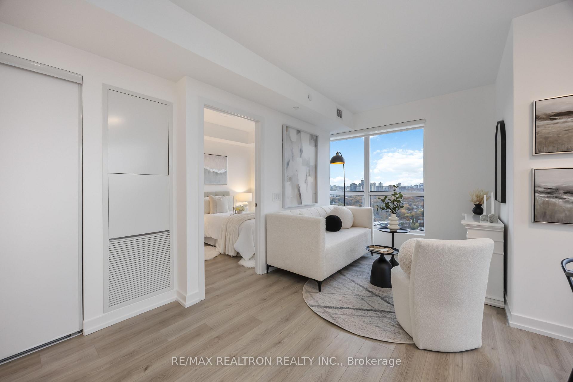 Photo 8 of Unit 2408, 395 Bloor Street E, Toronto, North St. James Town — HOMEH
