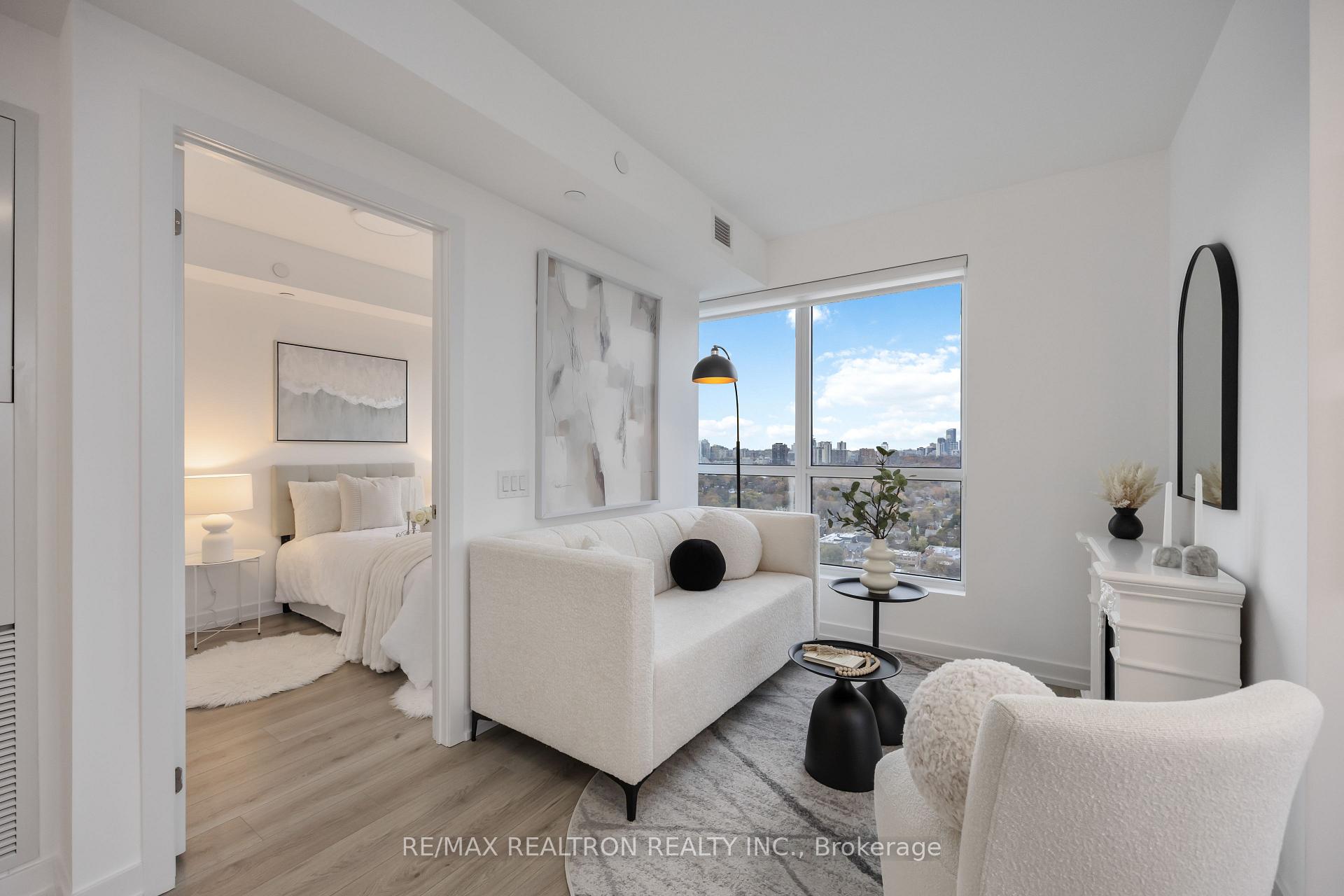 Photo 9 of Unit 2408, 395 Bloor Street E, Toronto, North St. James Town — HOMEH