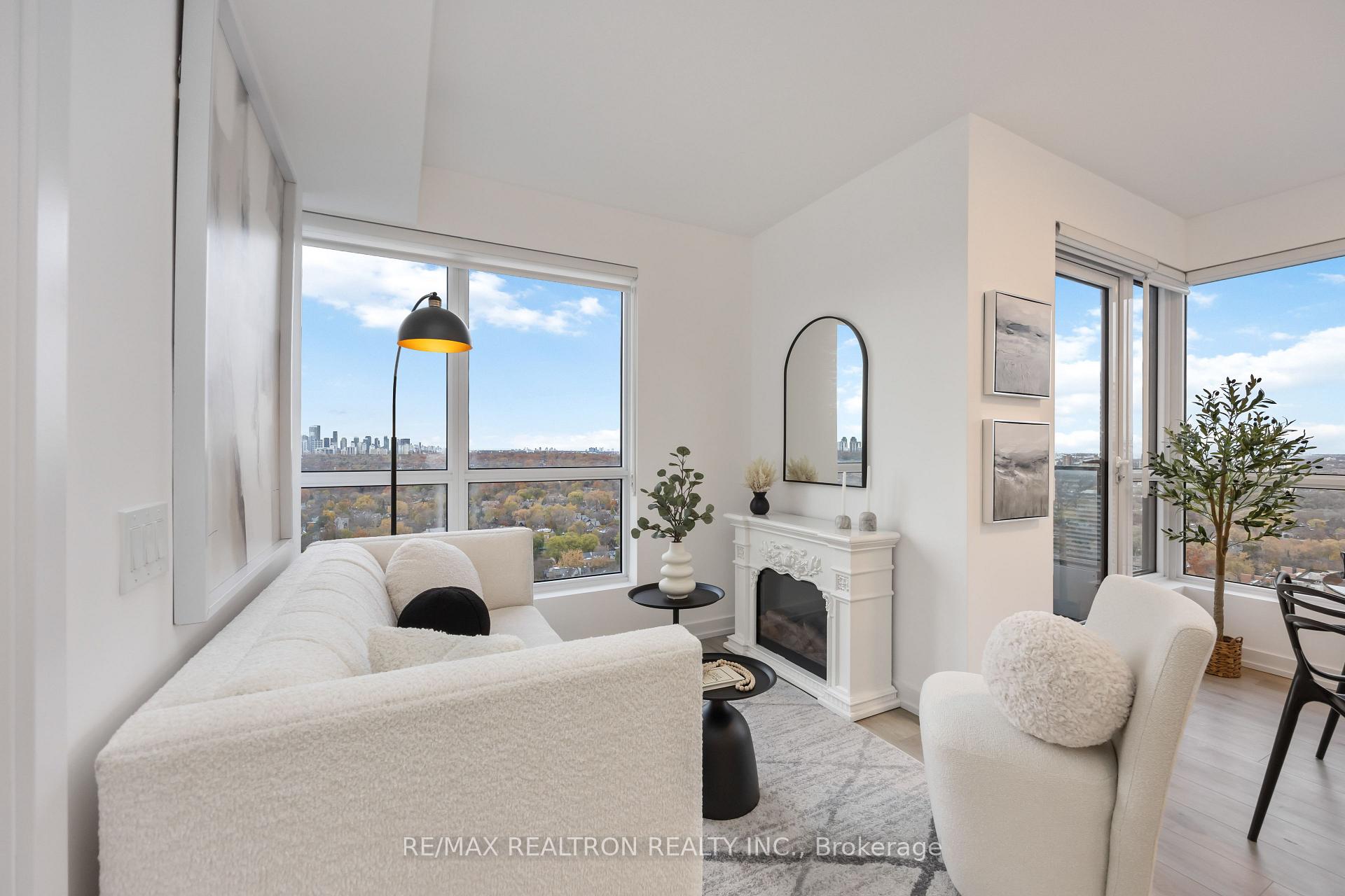 Photo 10 of Unit 2408, 395 Bloor Street E, Toronto, North St. James Town — HOMEH