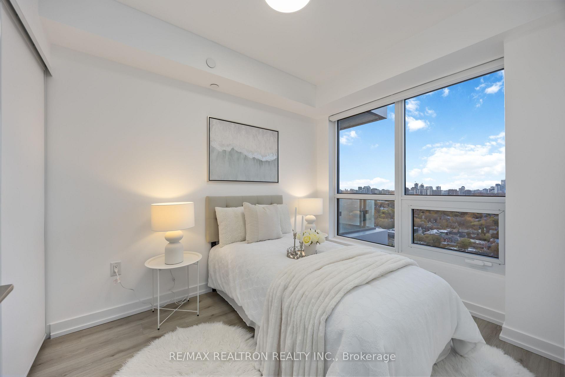 Photo 15 of Unit 2408, 395 Bloor Street E, Toronto, North St. James Town — HOMEH
