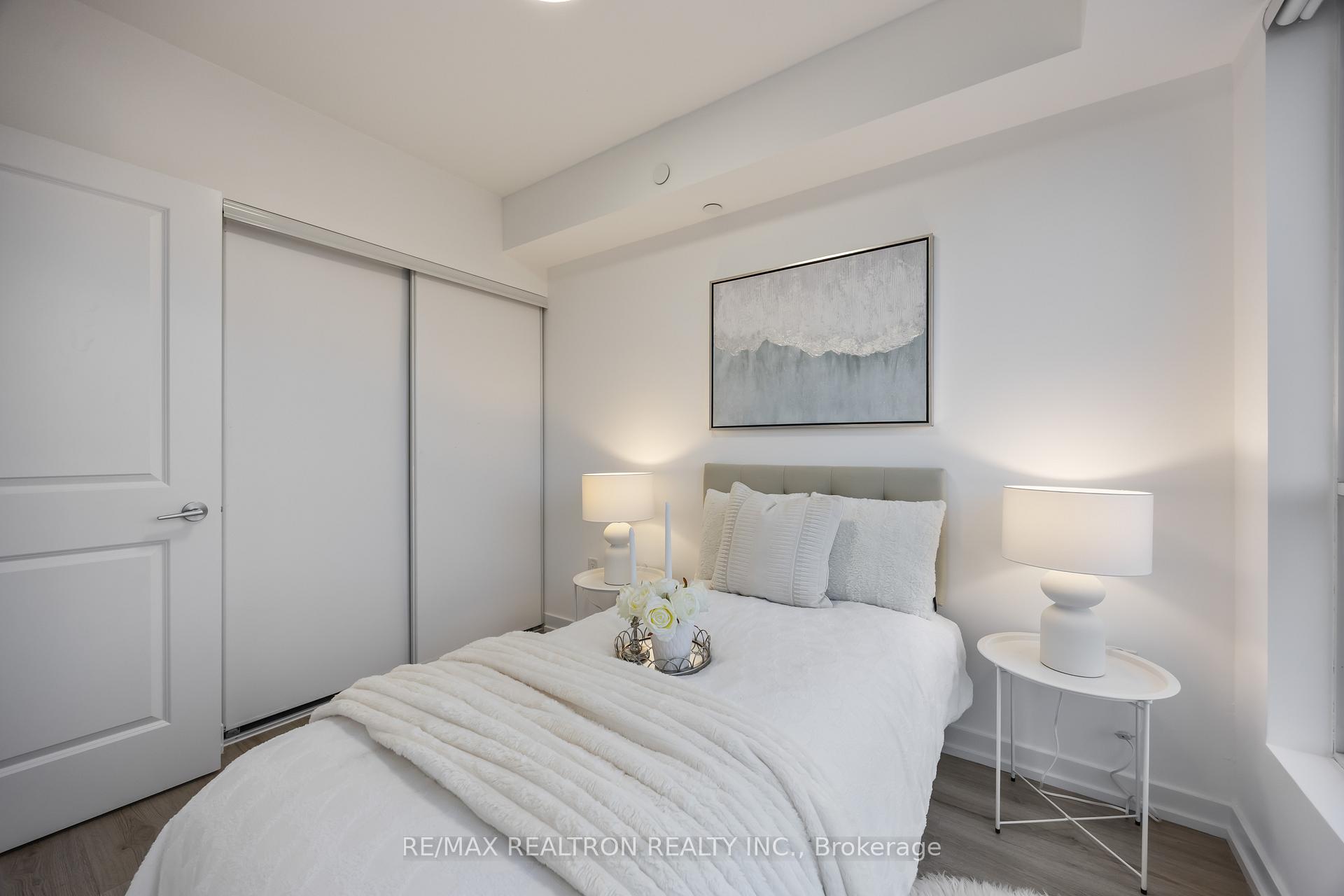 Photo 16 of Unit 2408, 395 Bloor Street E, Toronto, North St. James Town — HOMEH