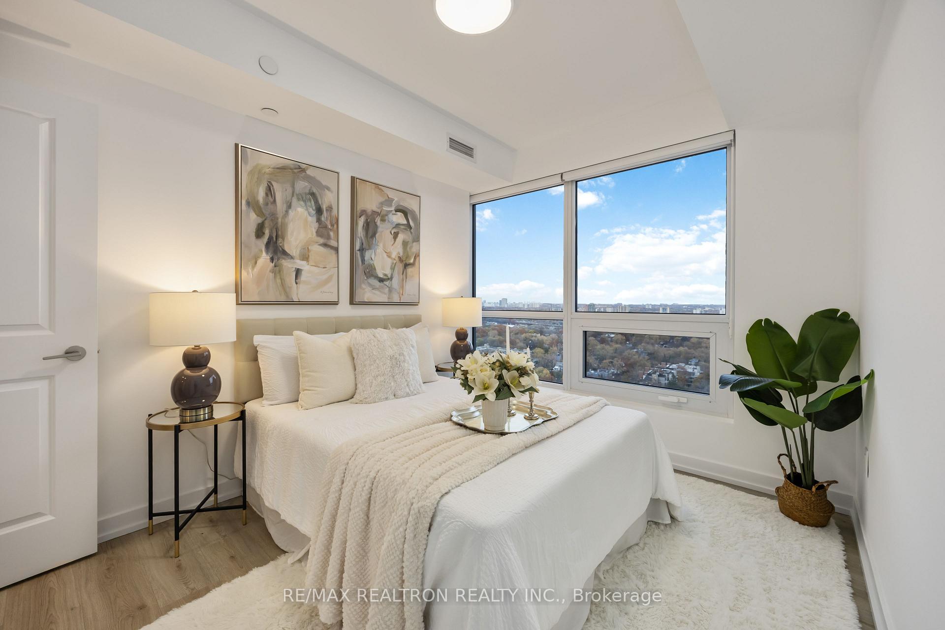 Photo 19 of Unit 2408, 395 Bloor Street E, Toronto, North St. James Town — HOMEH