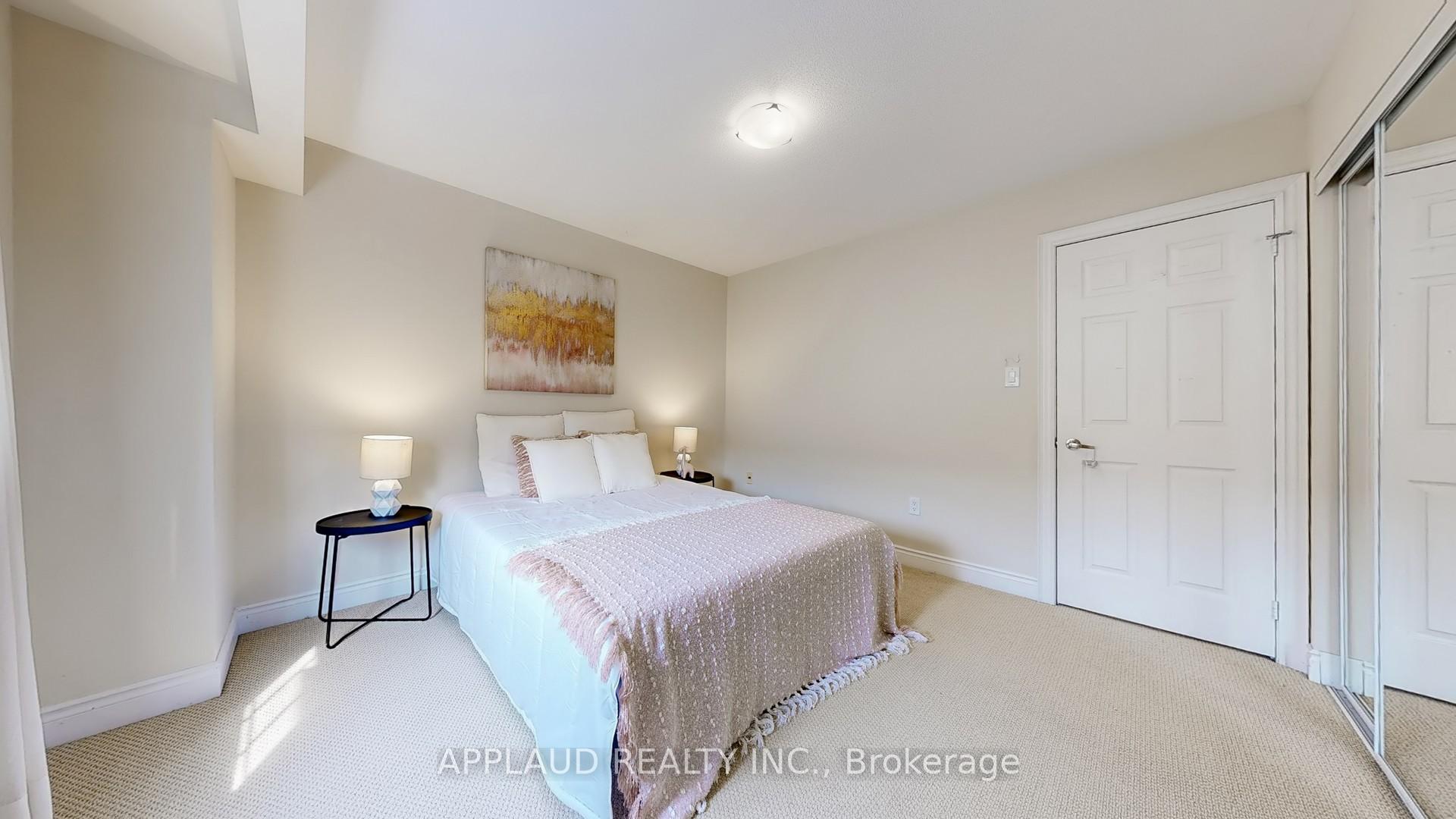 Photo 16 of 75 Legends Way, Markham, Unionville — HOMEH