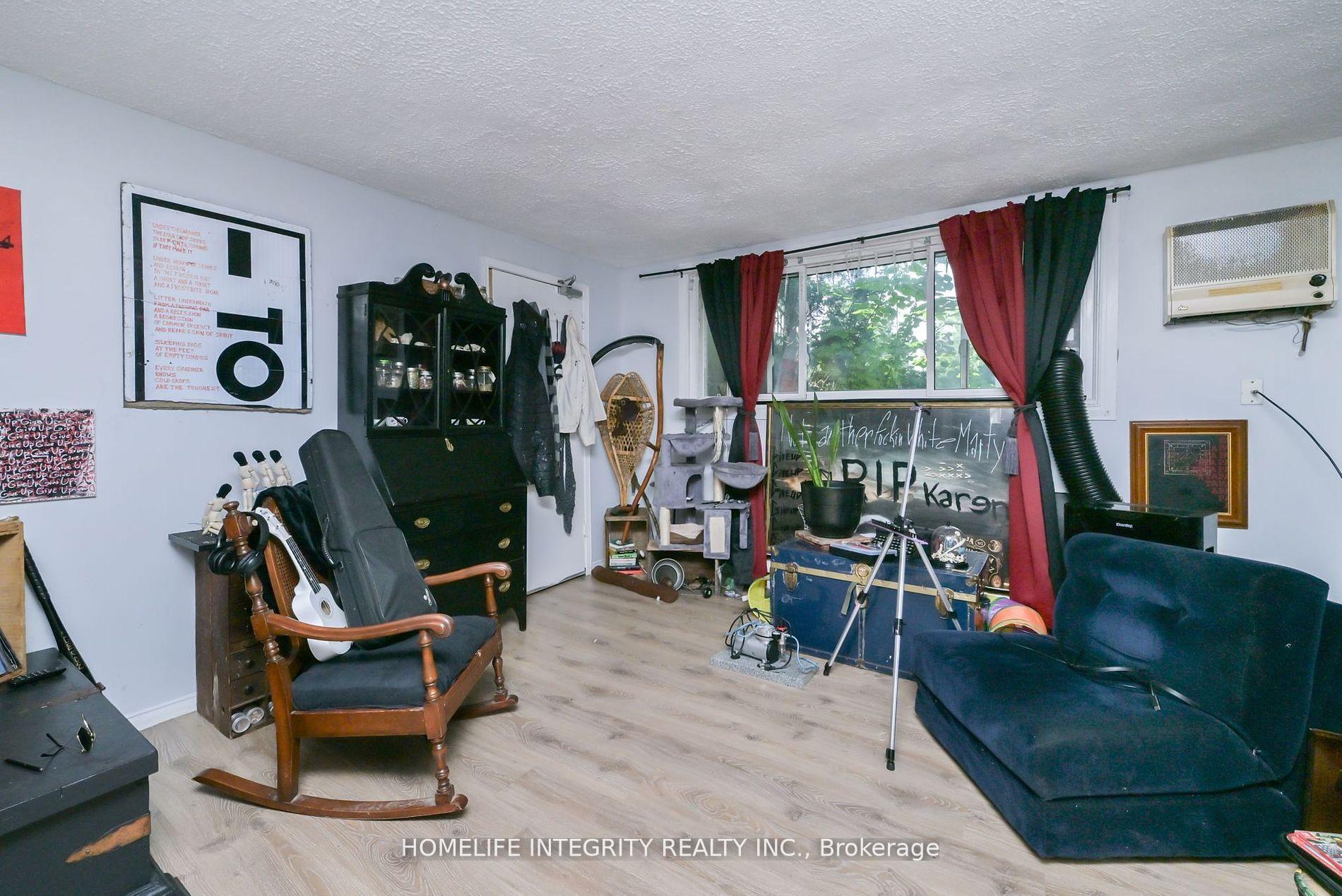 Photo 19 of 254 Centre Street E, Essa, Angus — HOMEH